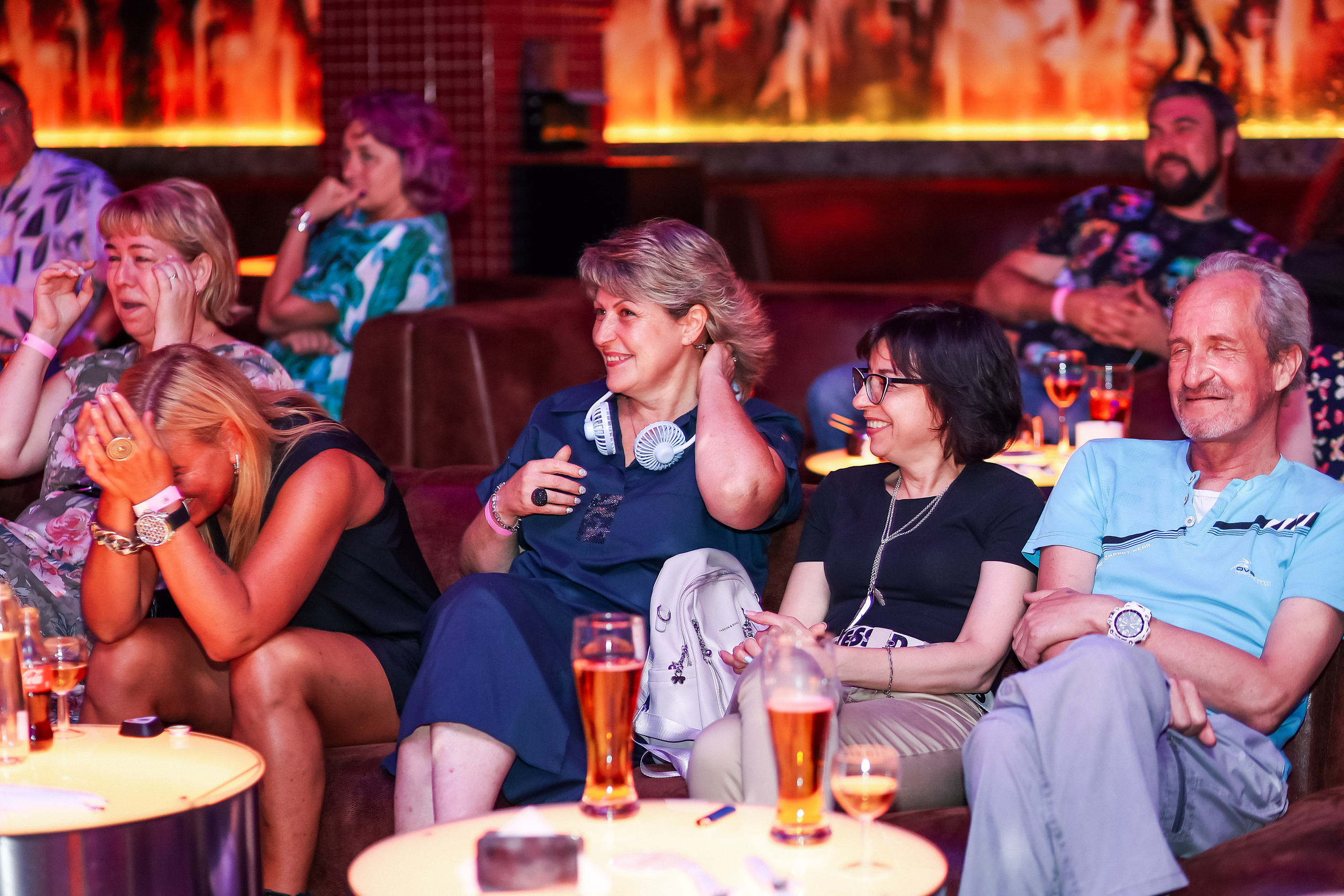 Стендап в Планете. Свадебный, семейный и детский фотограф в Калининграде Елена Кравцова