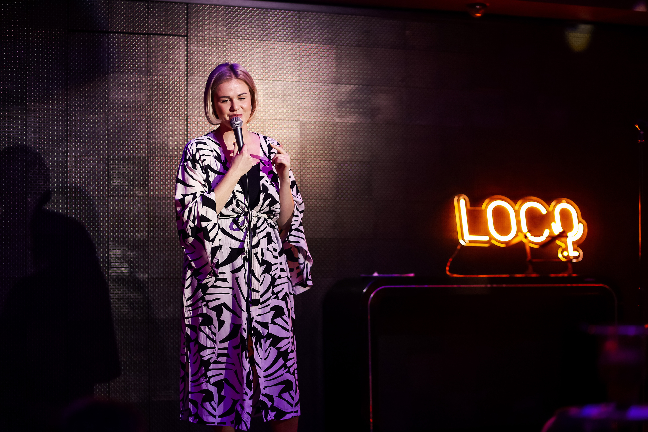 Стендап в Планете. Свадебный, семейный и детский фотограф в Калининграде Елена Кравцова