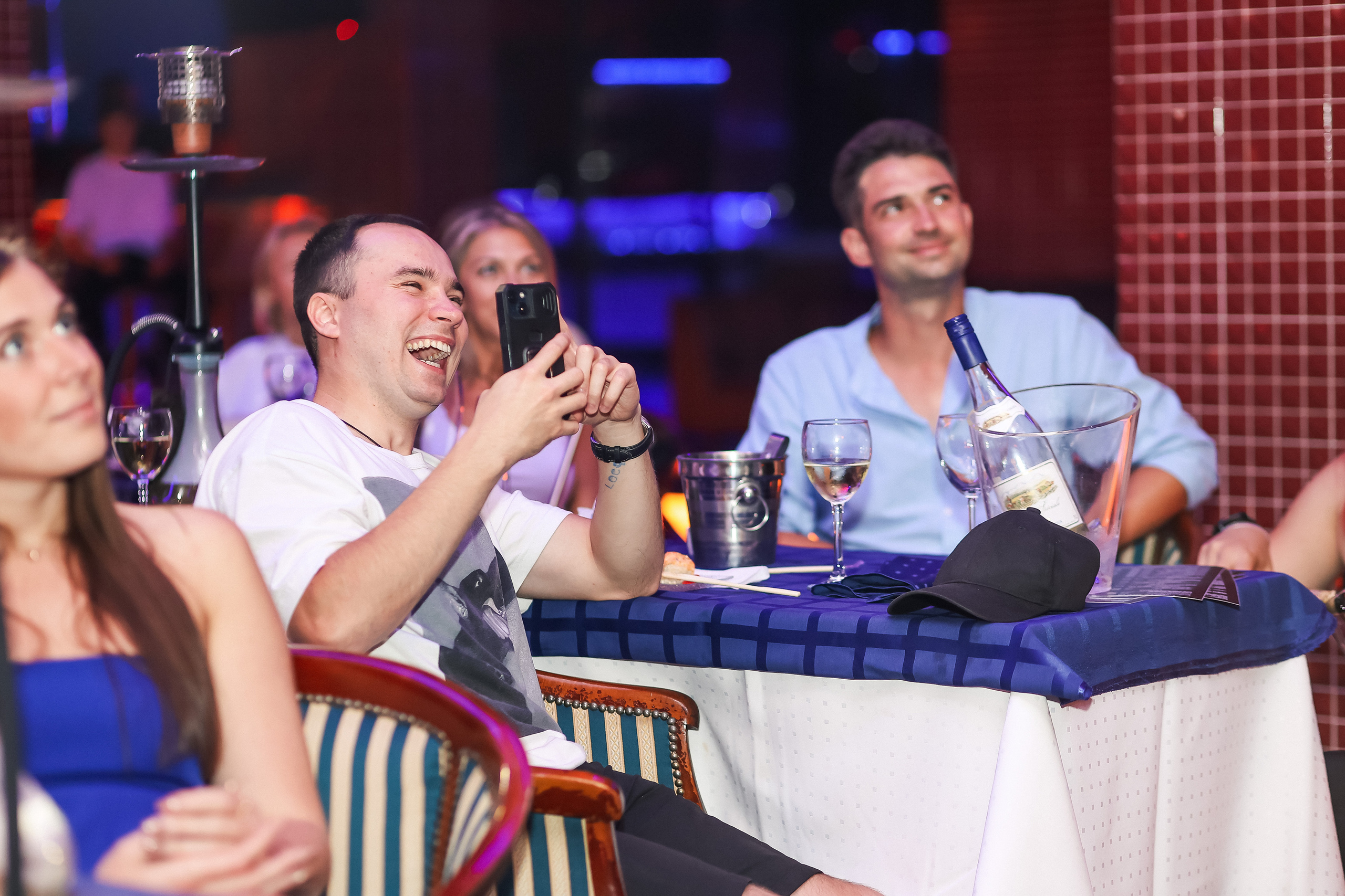 Стендап в Планете. Свадебный, семейный и детский фотограф в Калининграде Елена Кравцова