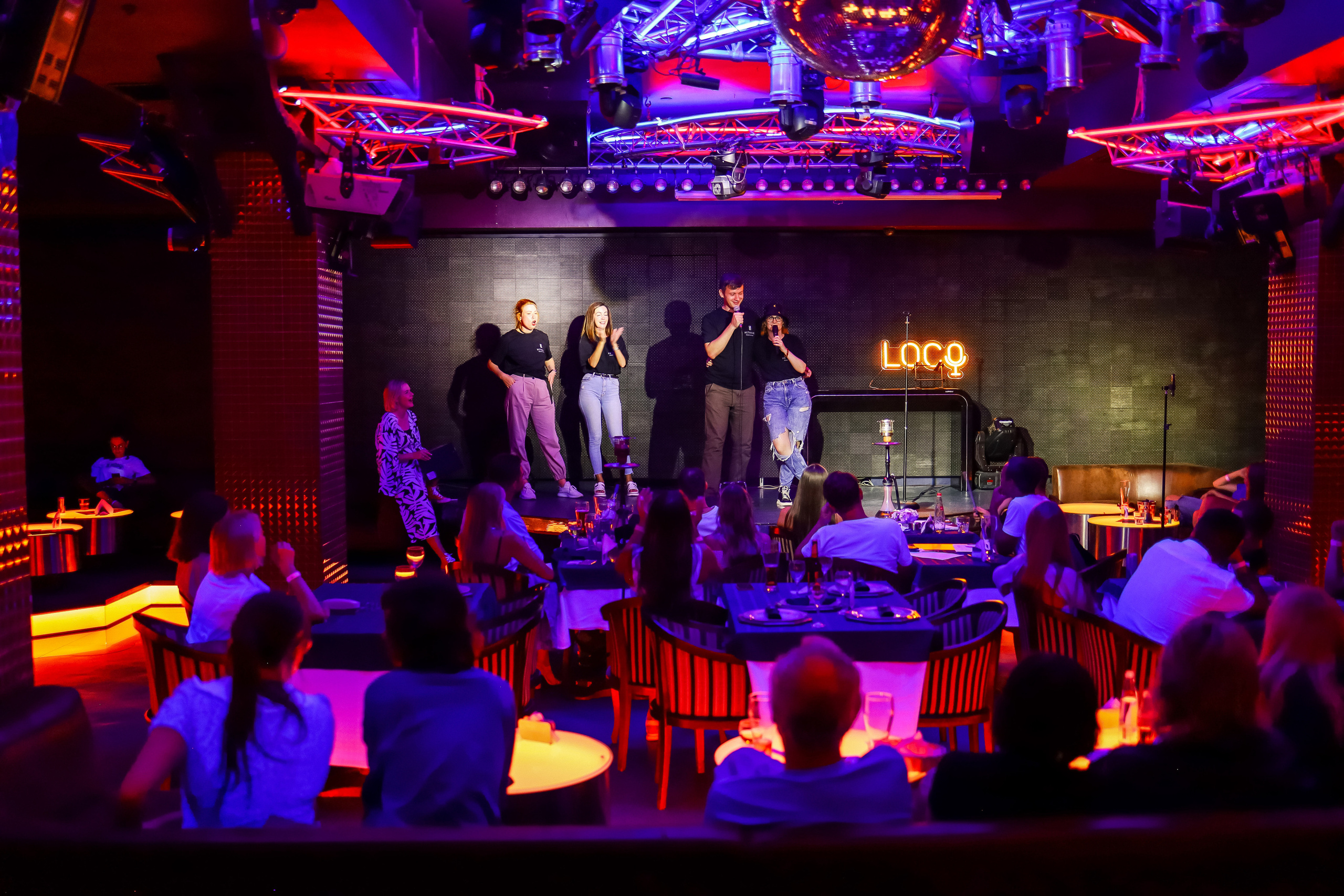 Стендап в Планете. Свадебный, семейный и детский фотограф в Калининграде Елена Кравцова