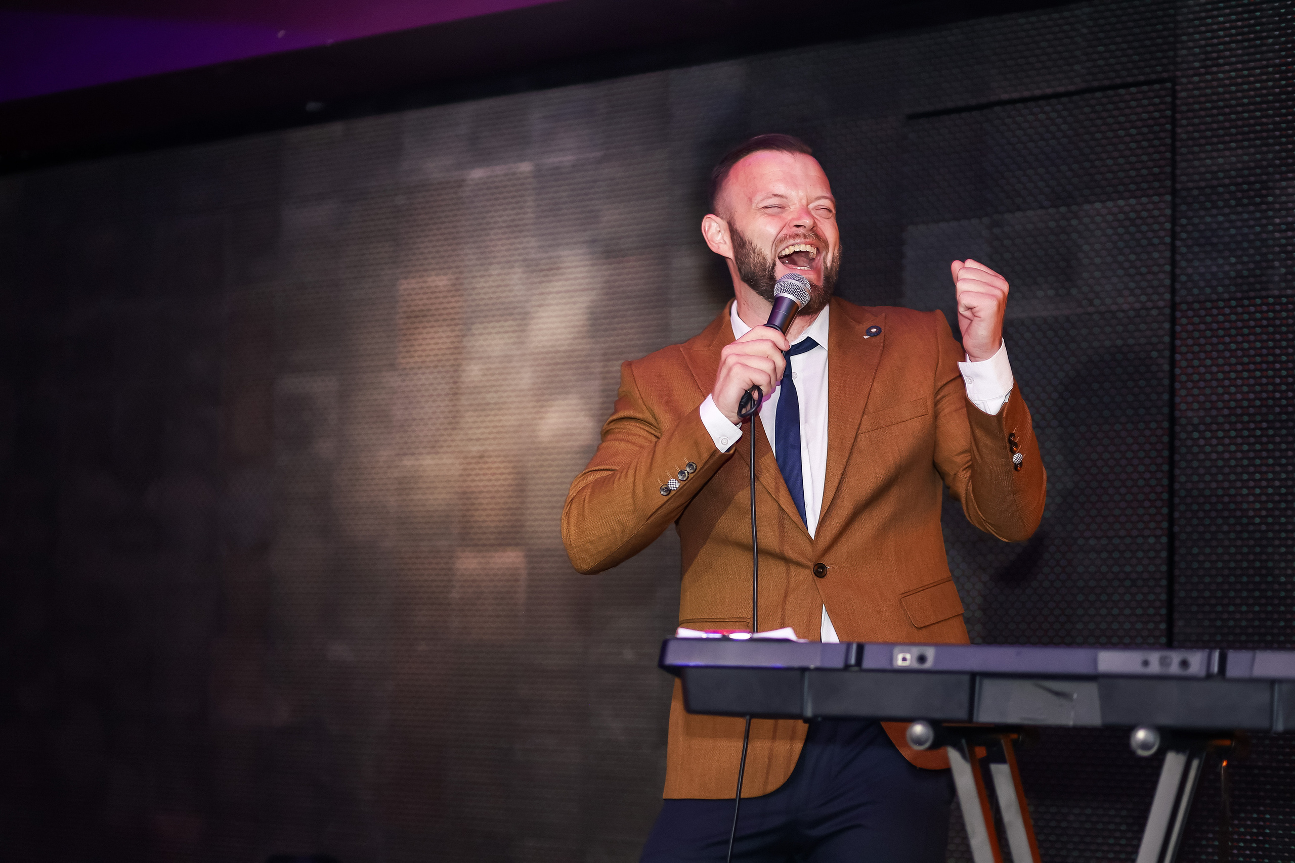 Стендап в Планете. Свадебный, семейный и детский фотограф в Калининграде Елена Кравцова