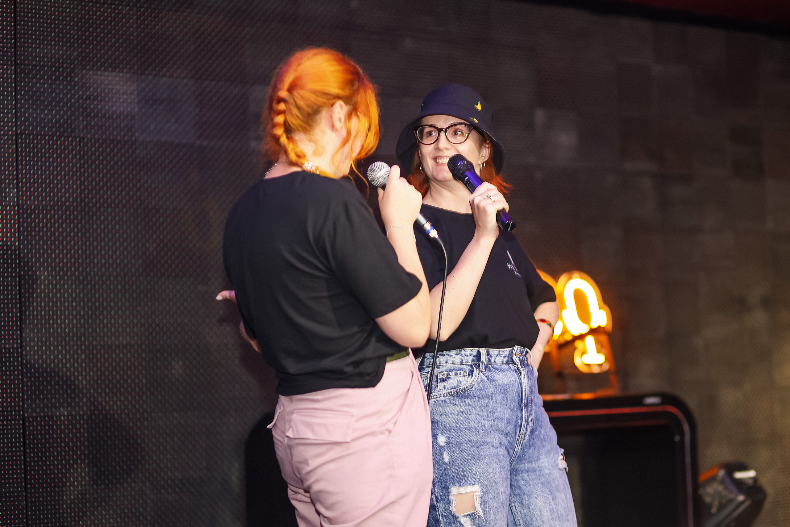 Стендап в Планете. Свадебный, семейный и детский фотограф в Калининграде Елена Кравцова