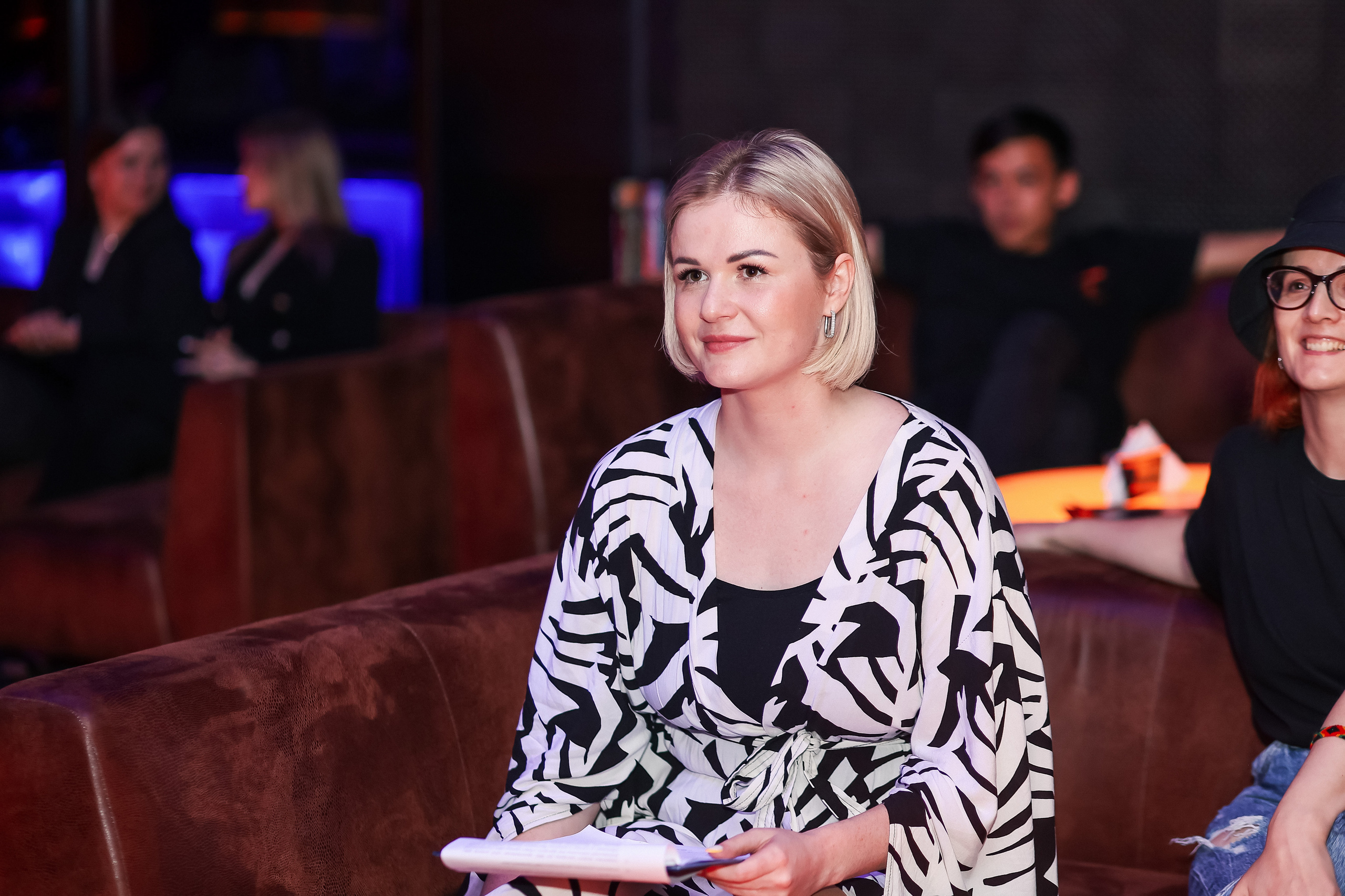 Стендап в Планете. Свадебный, семейный и детский фотограф в Калининграде Елена Кравцова