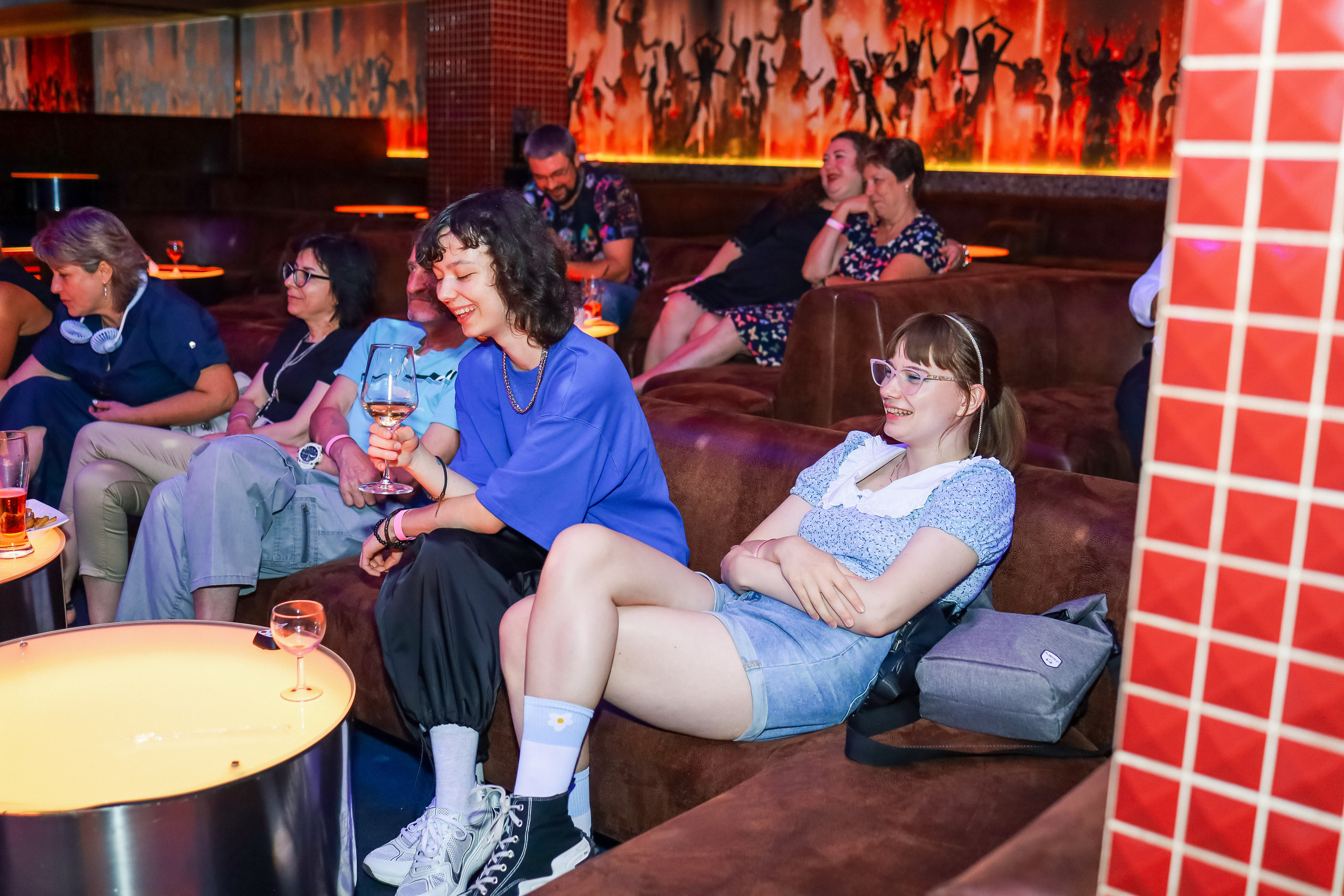 Стендап в Планете. Свадебный, семейный и детский фотограф в Калининграде Елена Кравцова