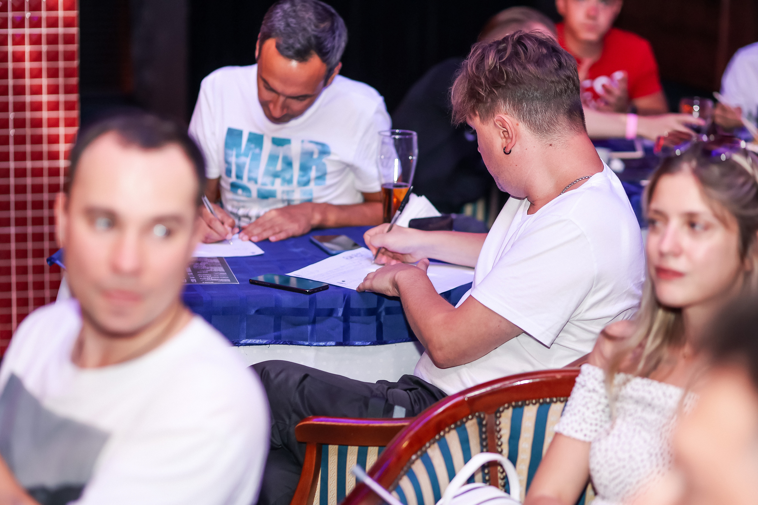 Стендап в Планете. Свадебный, семейный и детский фотограф в Калининграде Елена Кравцова