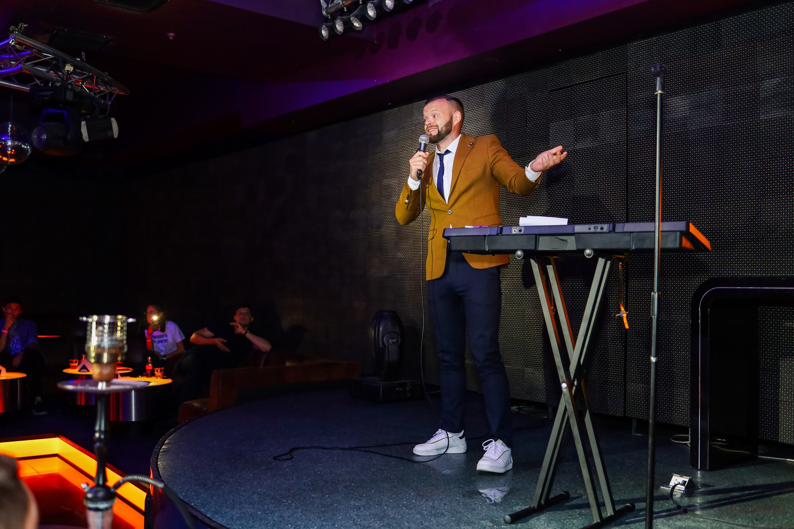 Стендап в Планете. Свадебный, семейный и детский фотограф в Калининграде Елена Кравцова