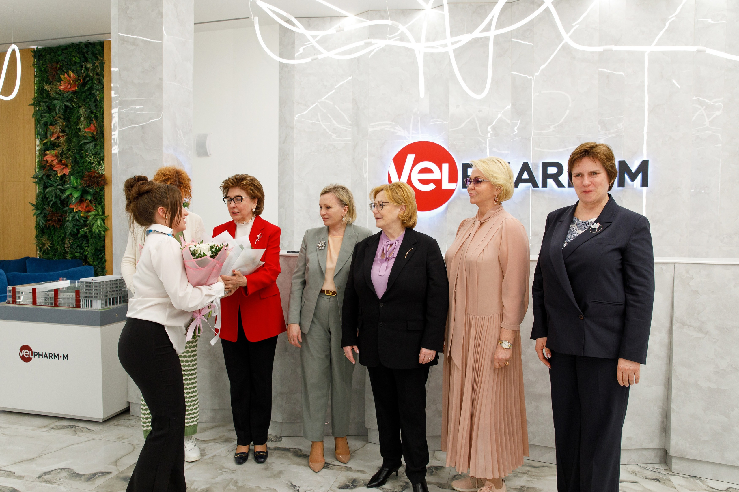 Экскурсия на Велфарм-М. Медиатека Группы компаний «Велфарм»