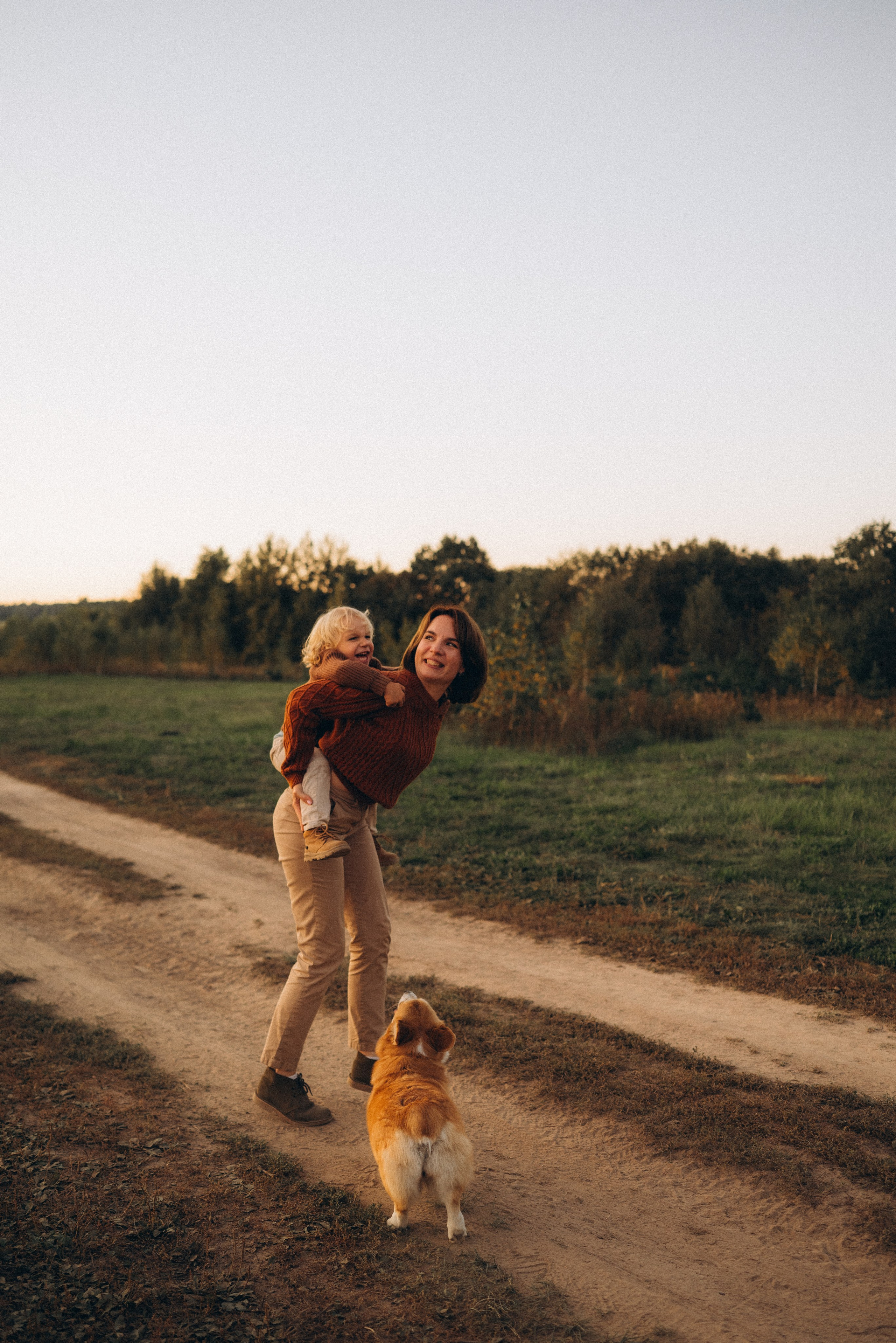 Данил, Светлана, Оля, Юра и Булочка. Семейный фотограф Юлия Власова