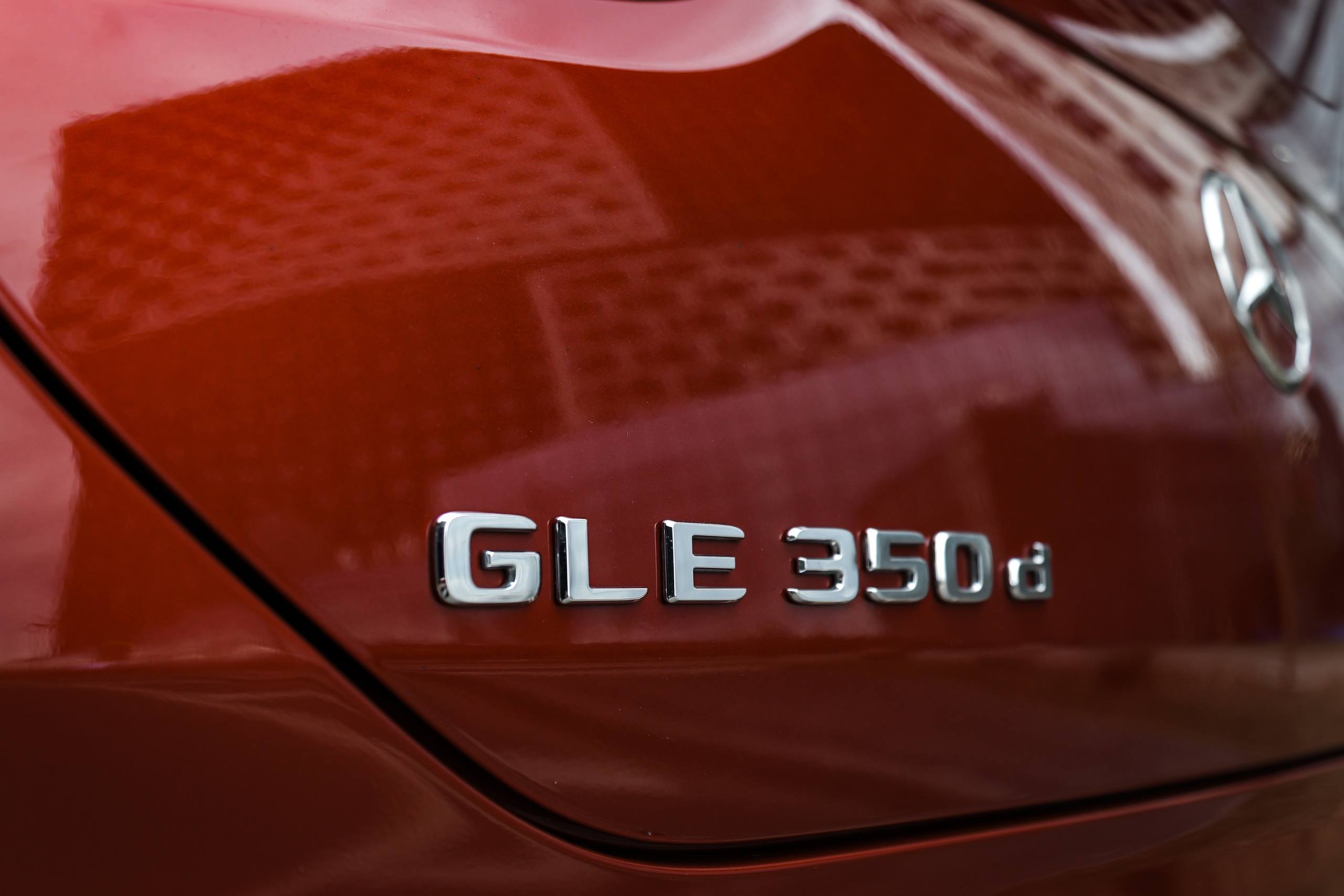 2021 MERCEDES GLE. Mixturecaptures