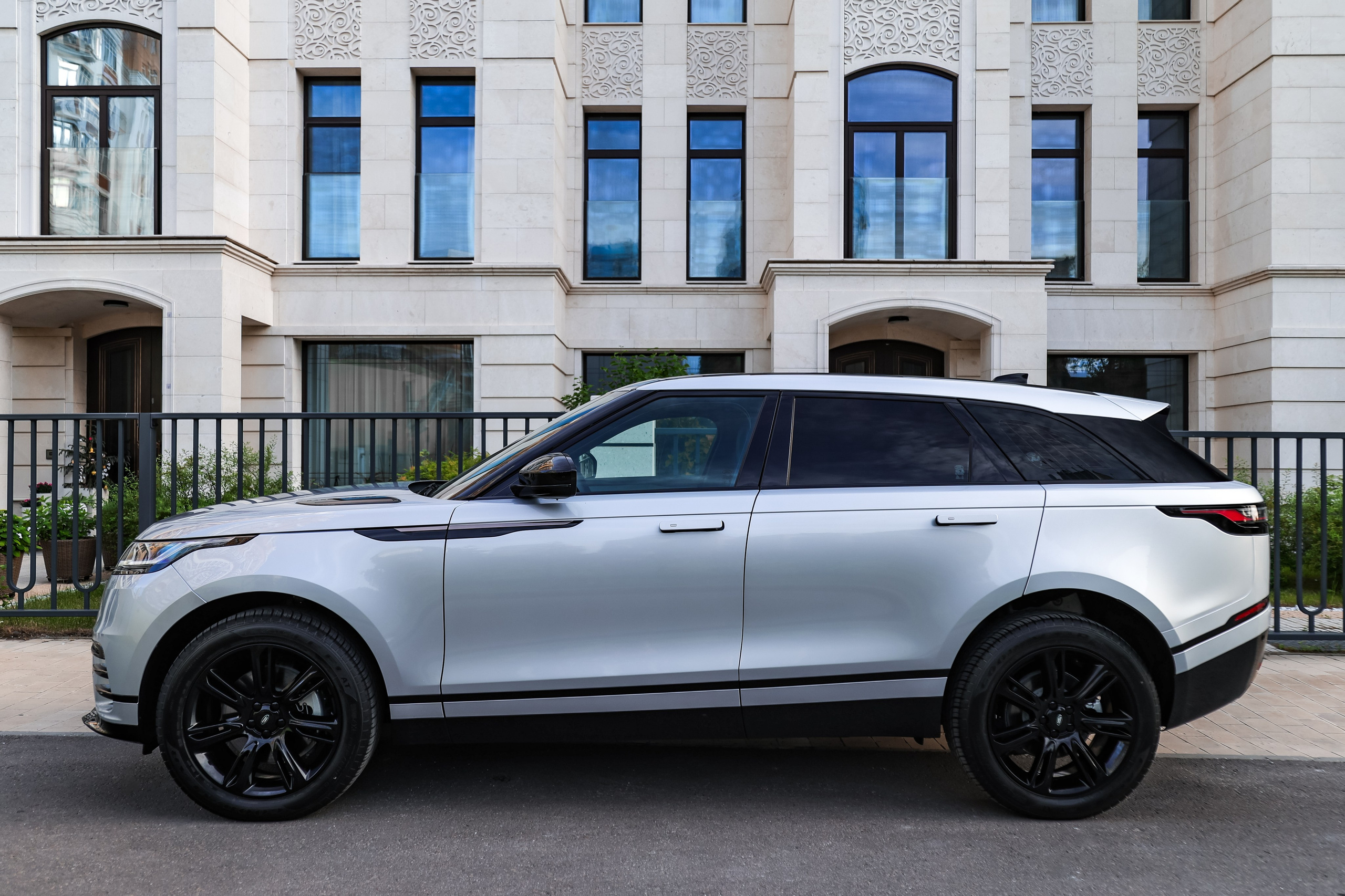 2024 RANGE ROVER VELAR 2.0 AT. Mixturecaptures