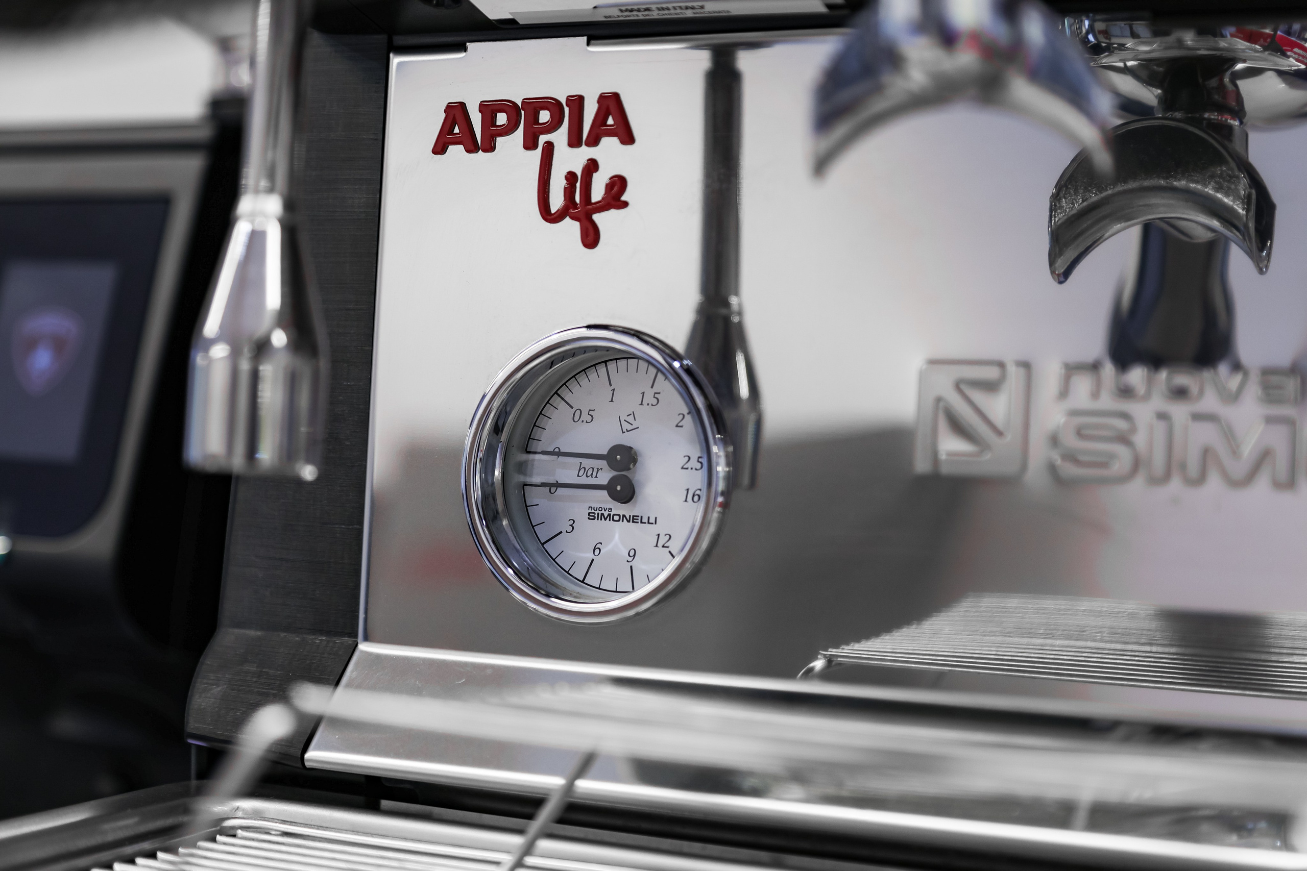 COFFEE MACHINES FOR MARKETPLACE. Mixturecaptures