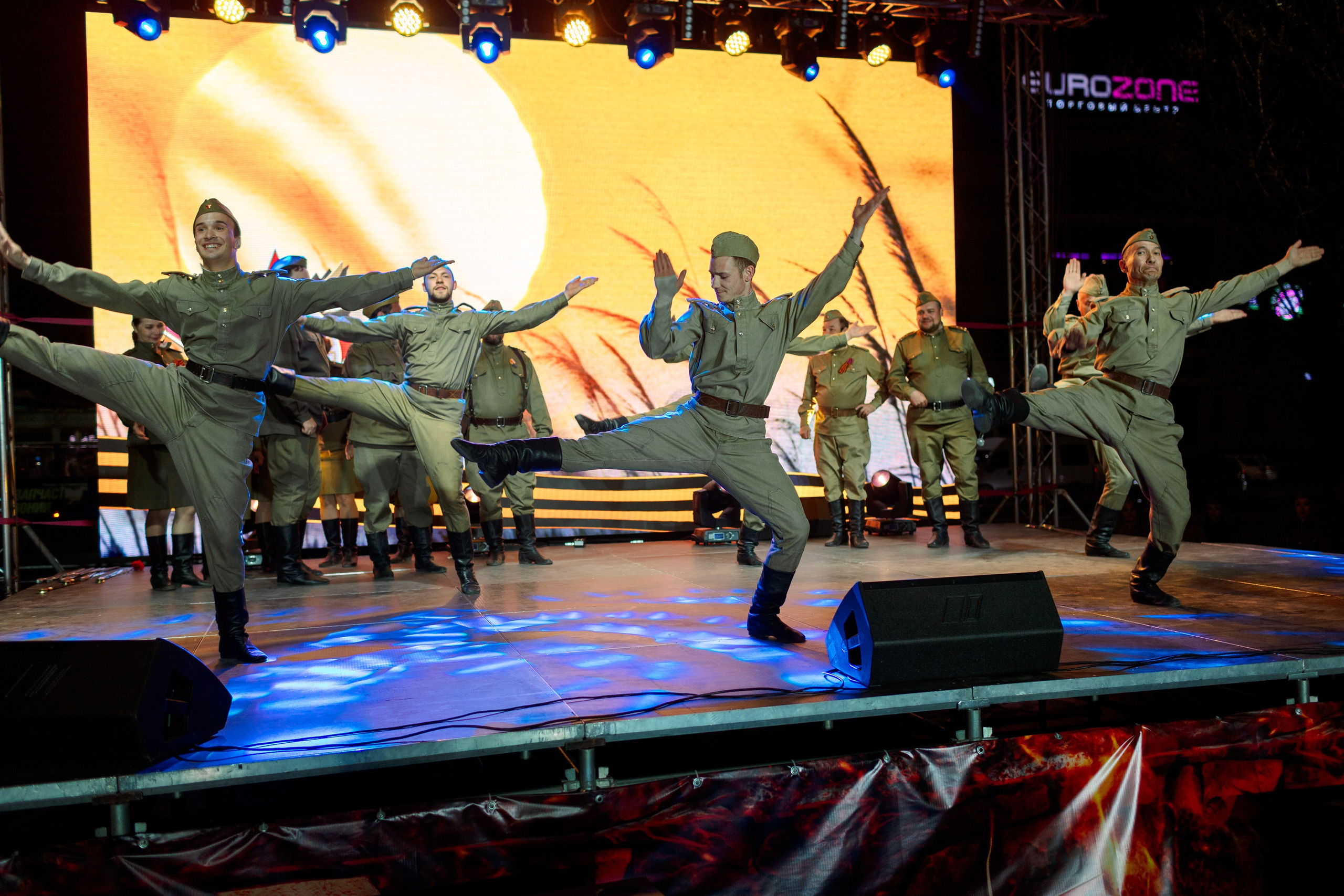 Концерт приуроченный к празднованию 80 лет победл. Свадебный и семейный фотограф в Улан-Удэ