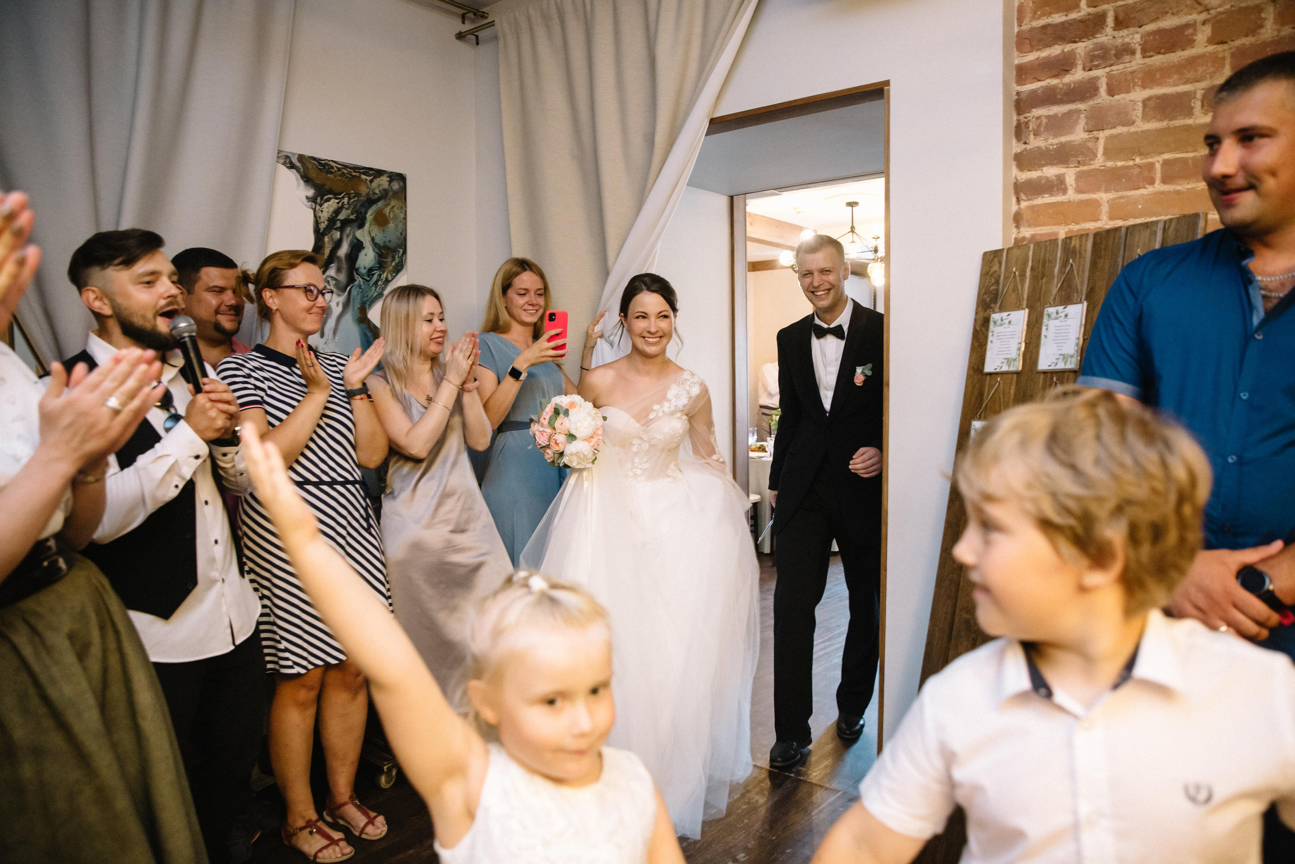 Услуги и цены на свадебную фотосъёмку в городе Майкопе. Семейный и свадебный фотограф в Майкопе Михаил Мартиросян
