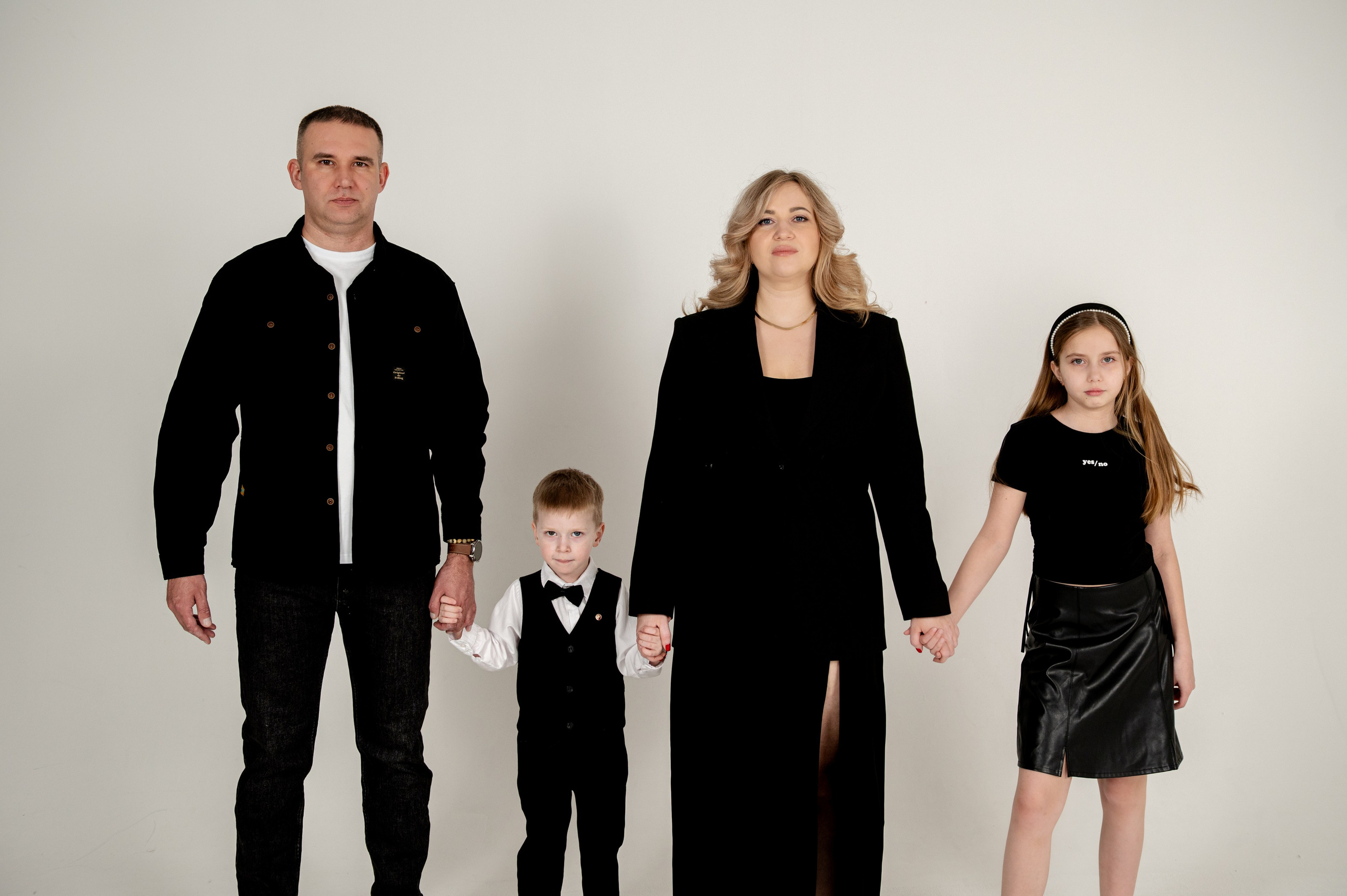 | мама, папа, дочка и сын |. Свадебный и портретный фотограф в Казани