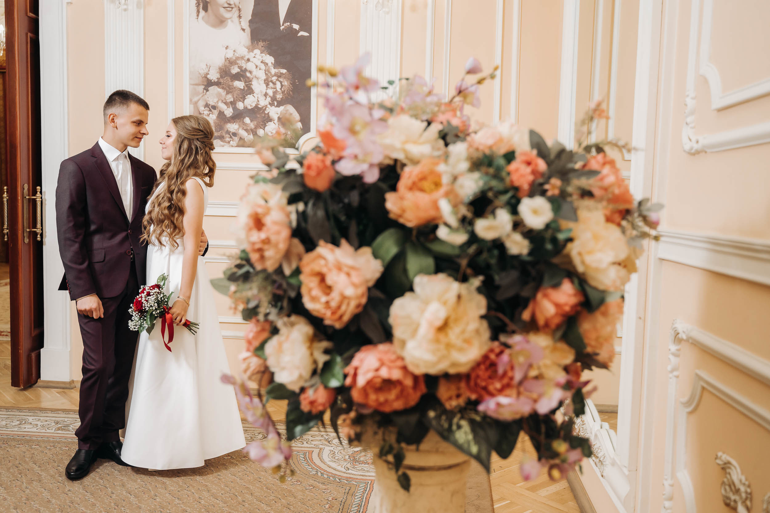 Стоимость услуг свадебной фотосессии (ЗАГС+прогулка) в Москве и МО