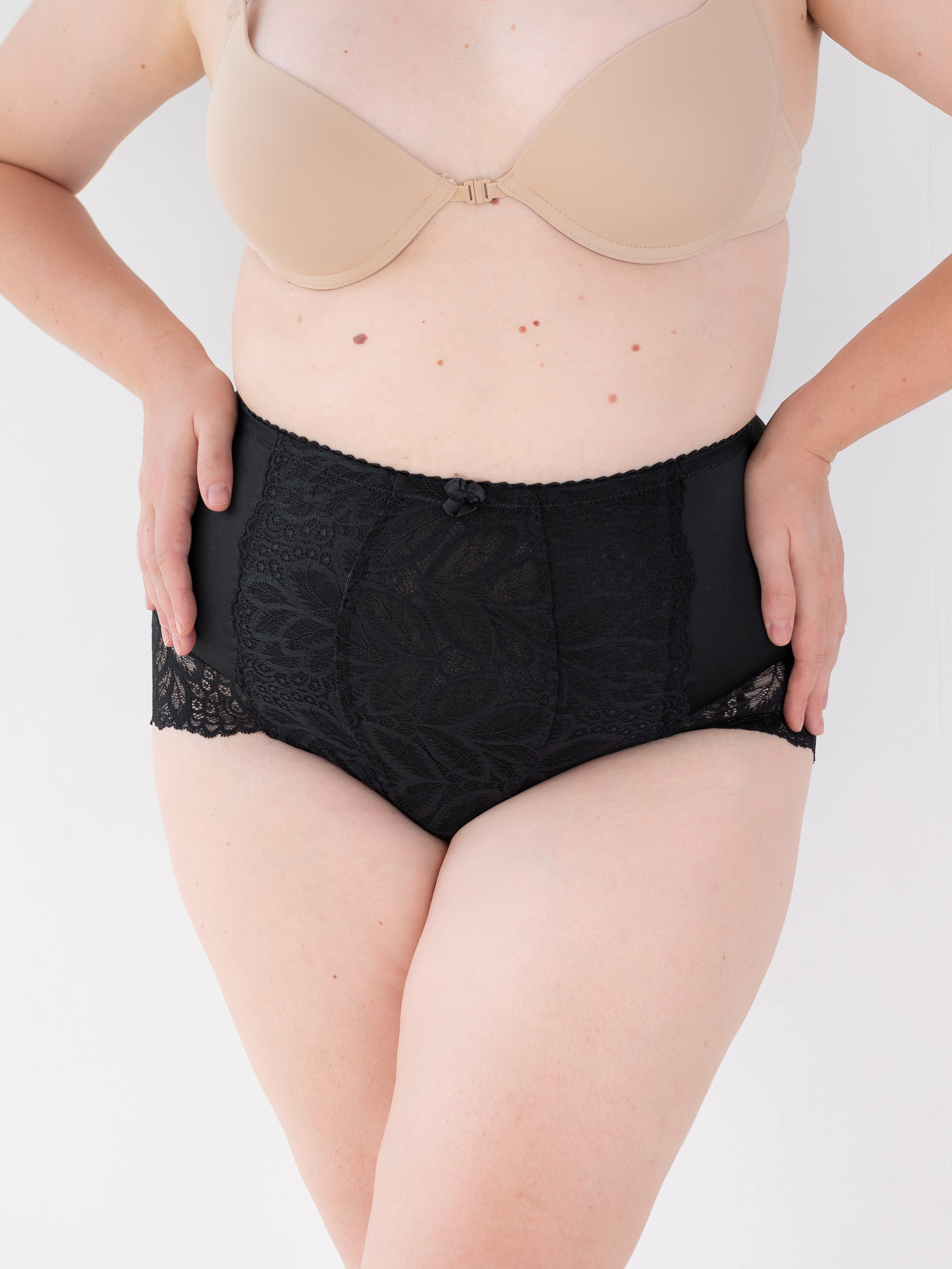 Женское нижнее белье plus size серия 2. Предметный фотограф, фото для маркетплейсов Пятигорск, КМВ