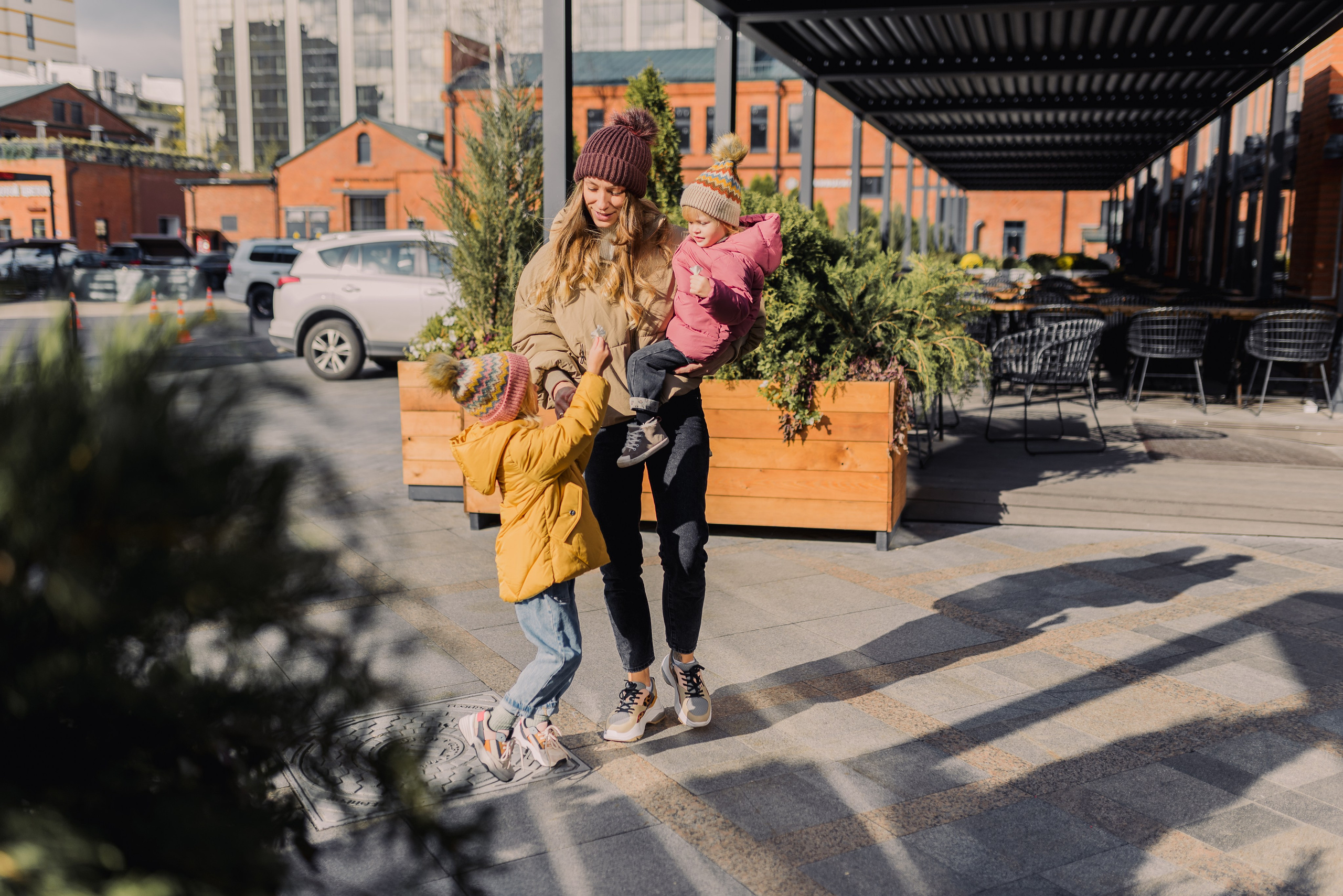 Прогулочная фотосессия в городе в стиле Lifestyle. Контент-фотограф в Москве Хныкина Лена