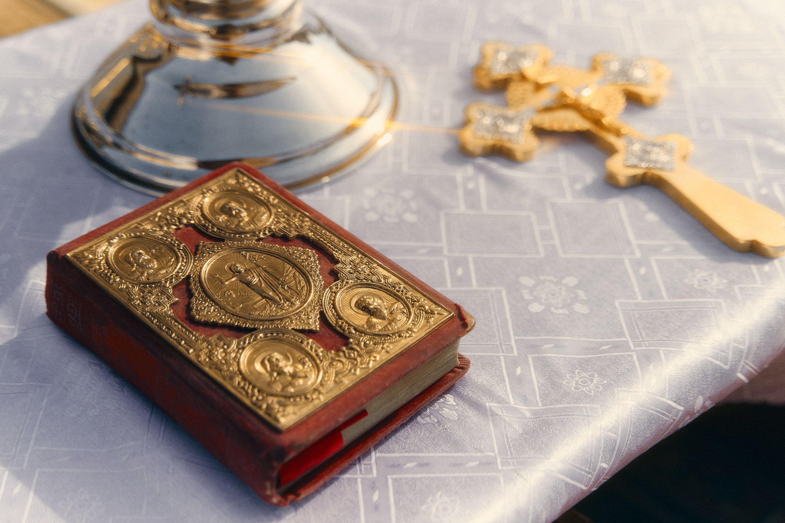 Освящены четыре накупольных креста для Георгиевской церкви в Торжке