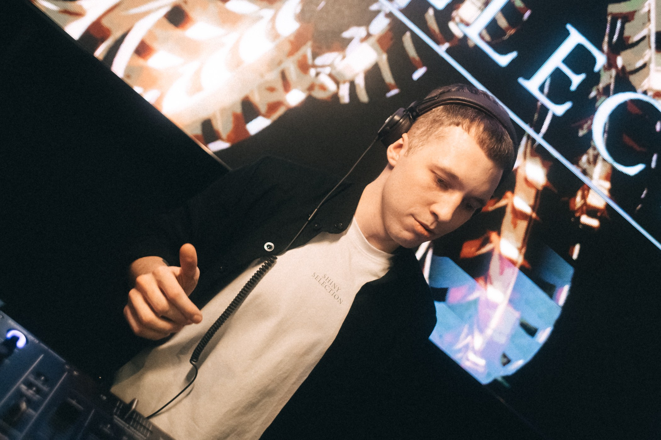 Выпускной школы диджеинга «Атмосфера». Фотограф Кемерово | Сергей