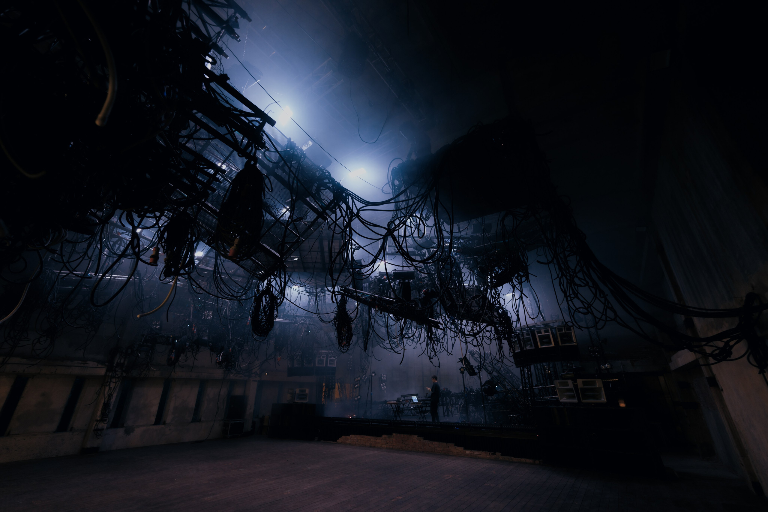 Outline 2024. @tomrus: Рустам Шагиморданов — фотограф