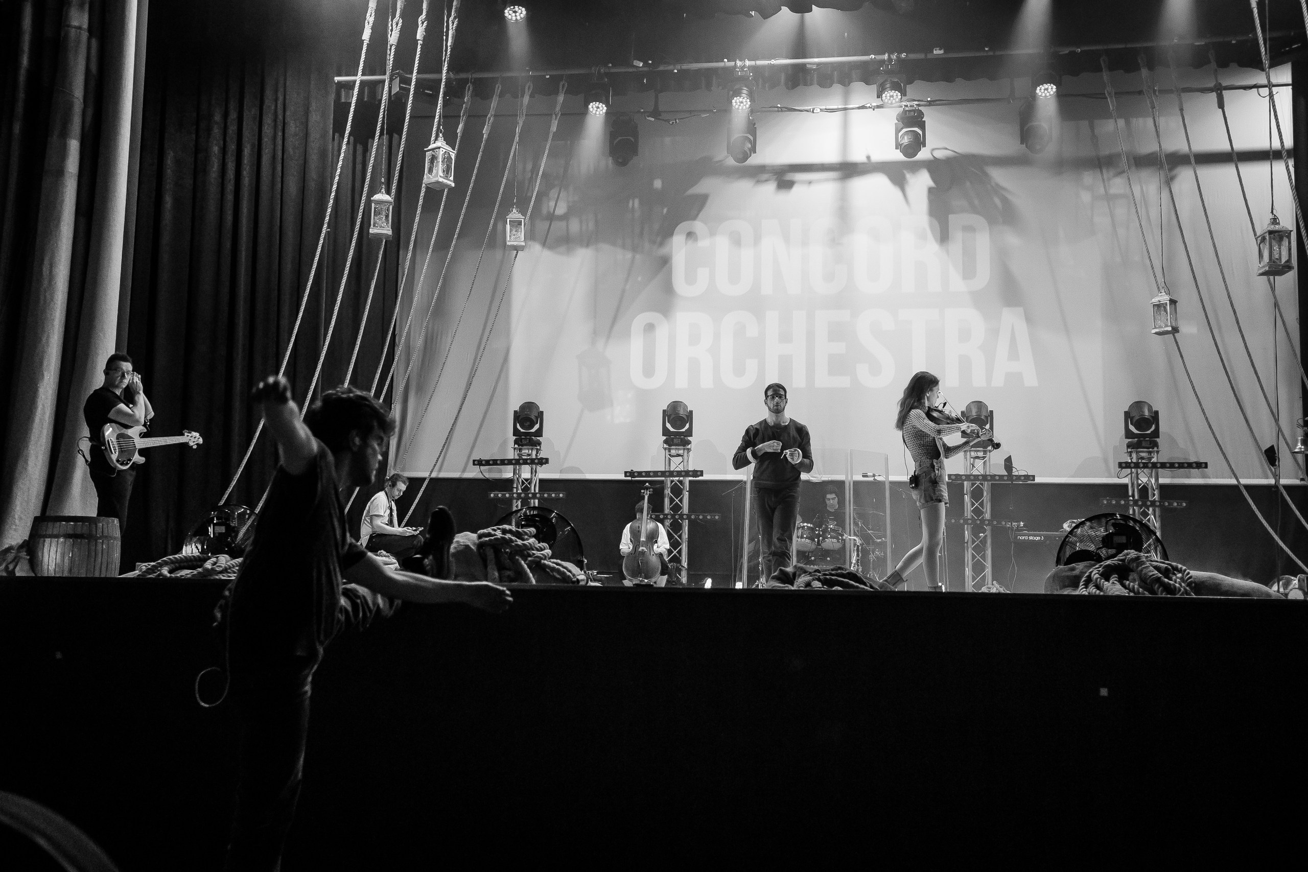 Первый в мире танцующий оркестр«Concord Orchestra». Обо мне