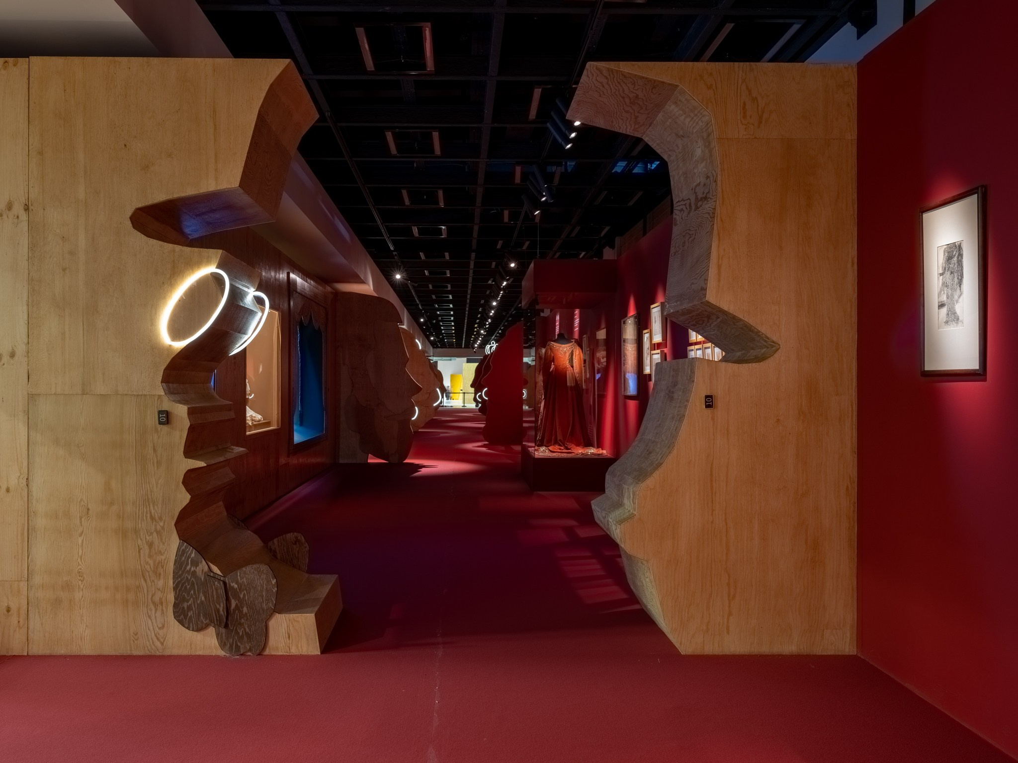 Выставка «Первая позиция. Русский балет» Манеж (СПБ) Planet9 РОСИЗО 2023. Фотограф Василий Буланов