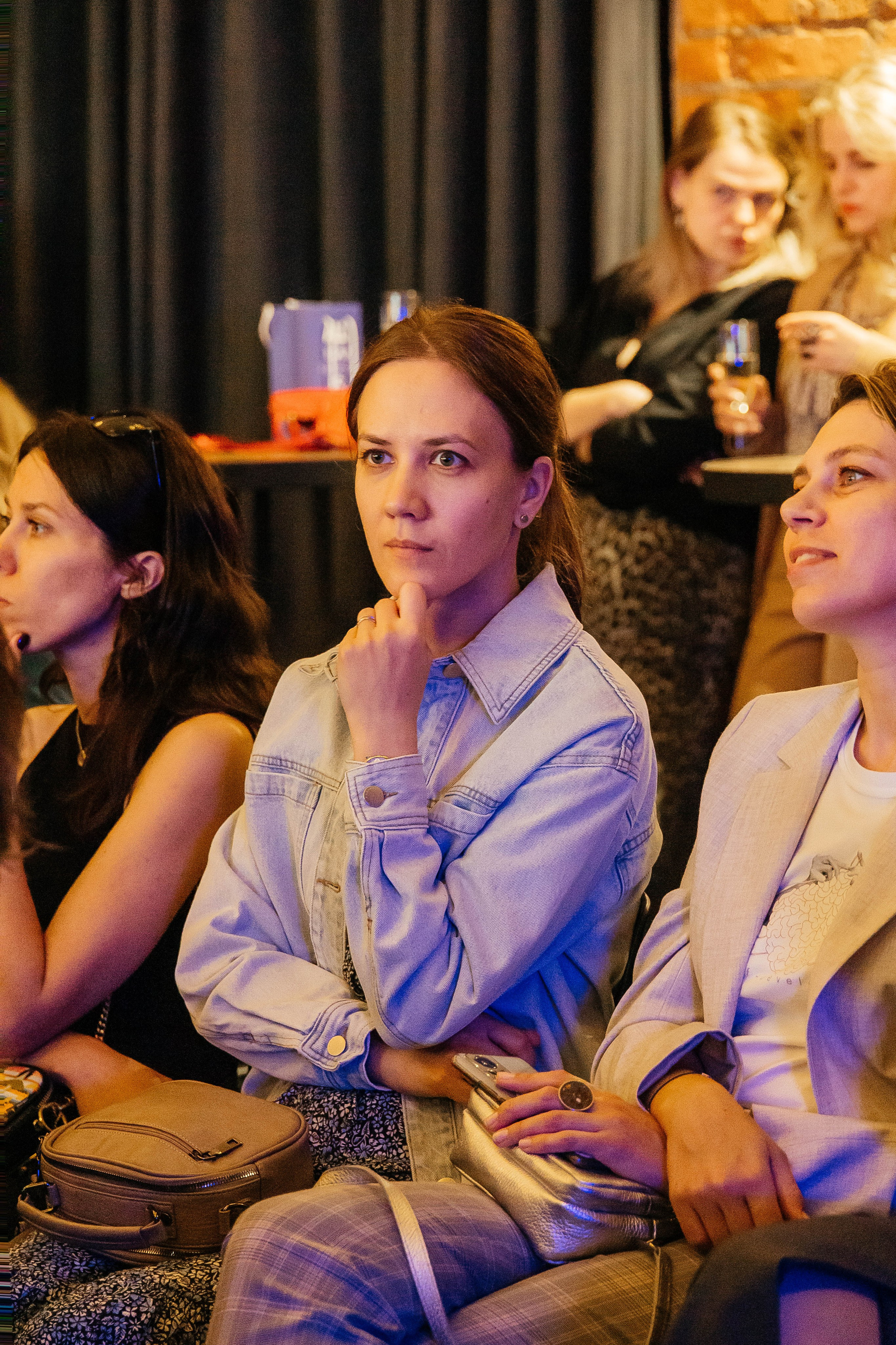 Презентация новинок систем света Maytoni в One way loft. Фотограф в Красноярске Надежда Воскресенская