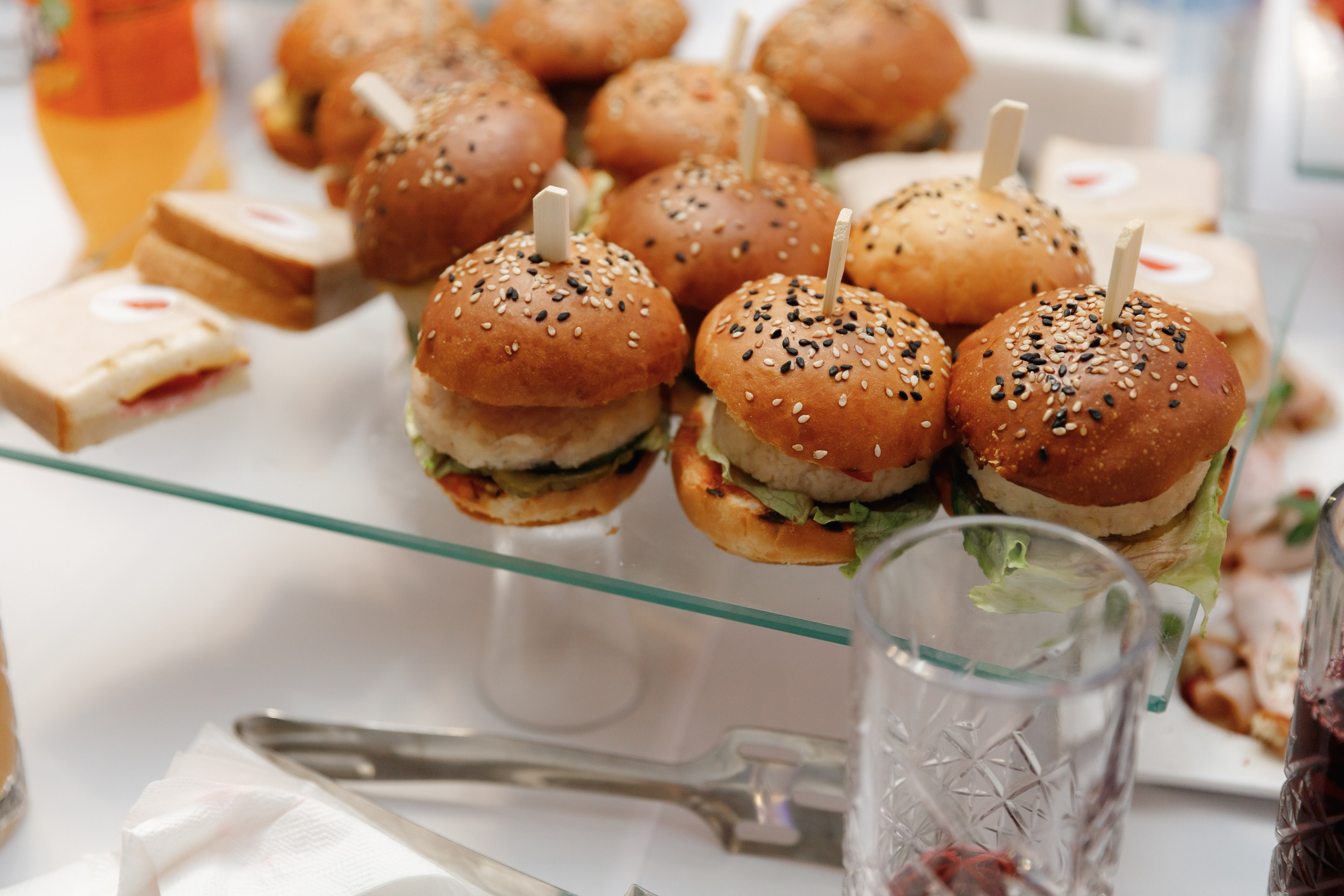 Школьный выпускной 2023 год в Минске. Свадебный фотограф в Минске/Беларуси Сергей Спиридонов