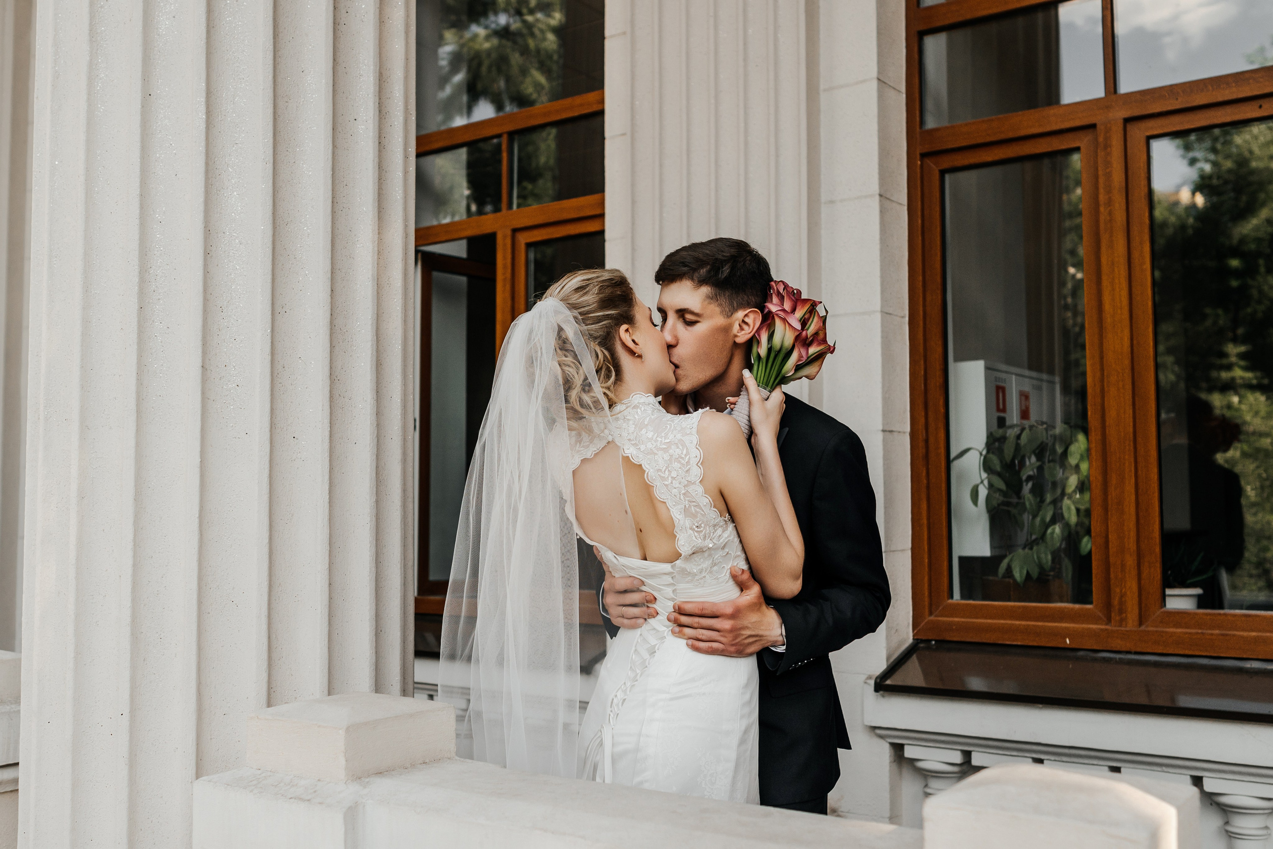 Кирилл и Дарья свадебная прогулка по Пушкинской Ростова