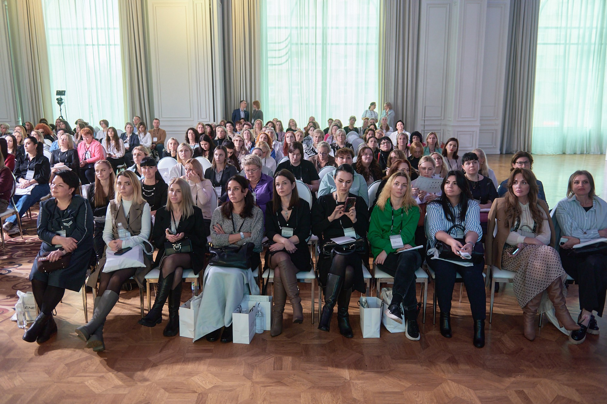 Конференция Estel. Репортажный фотограф в Москве Вадим Францев