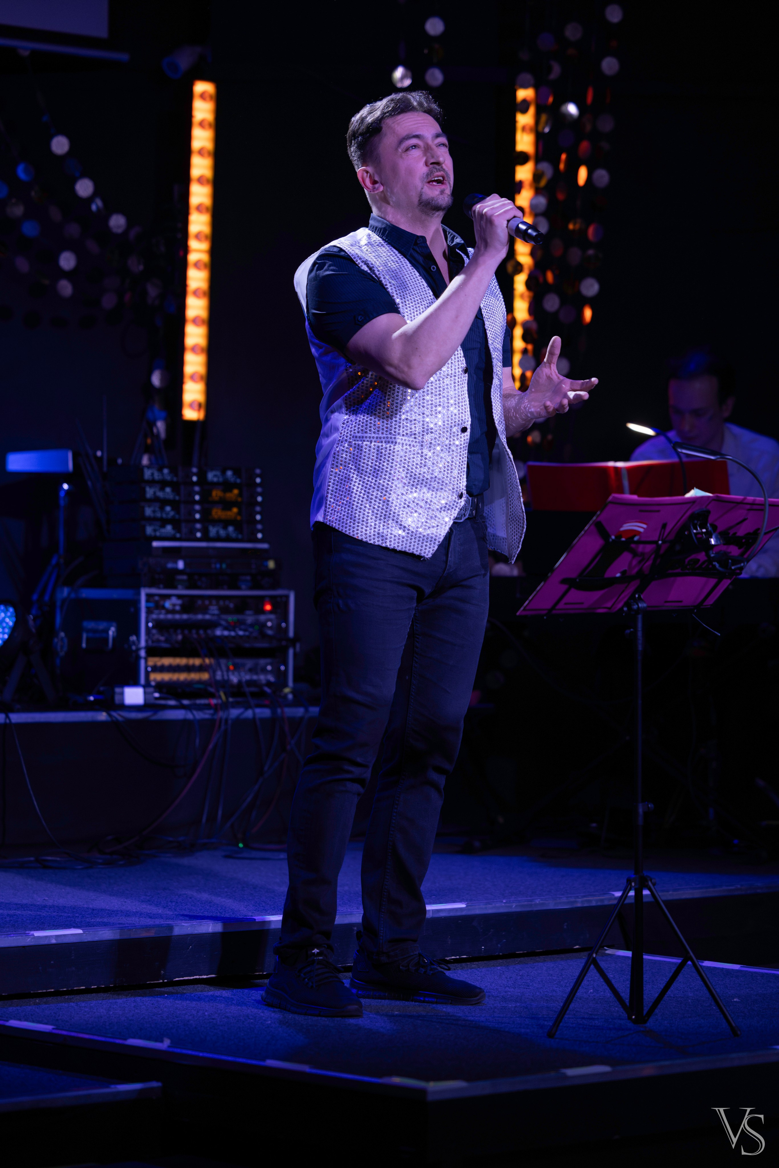 Мюзикл Elf и новогодний концерт Fellowship. Фотограф Виктор Степанов