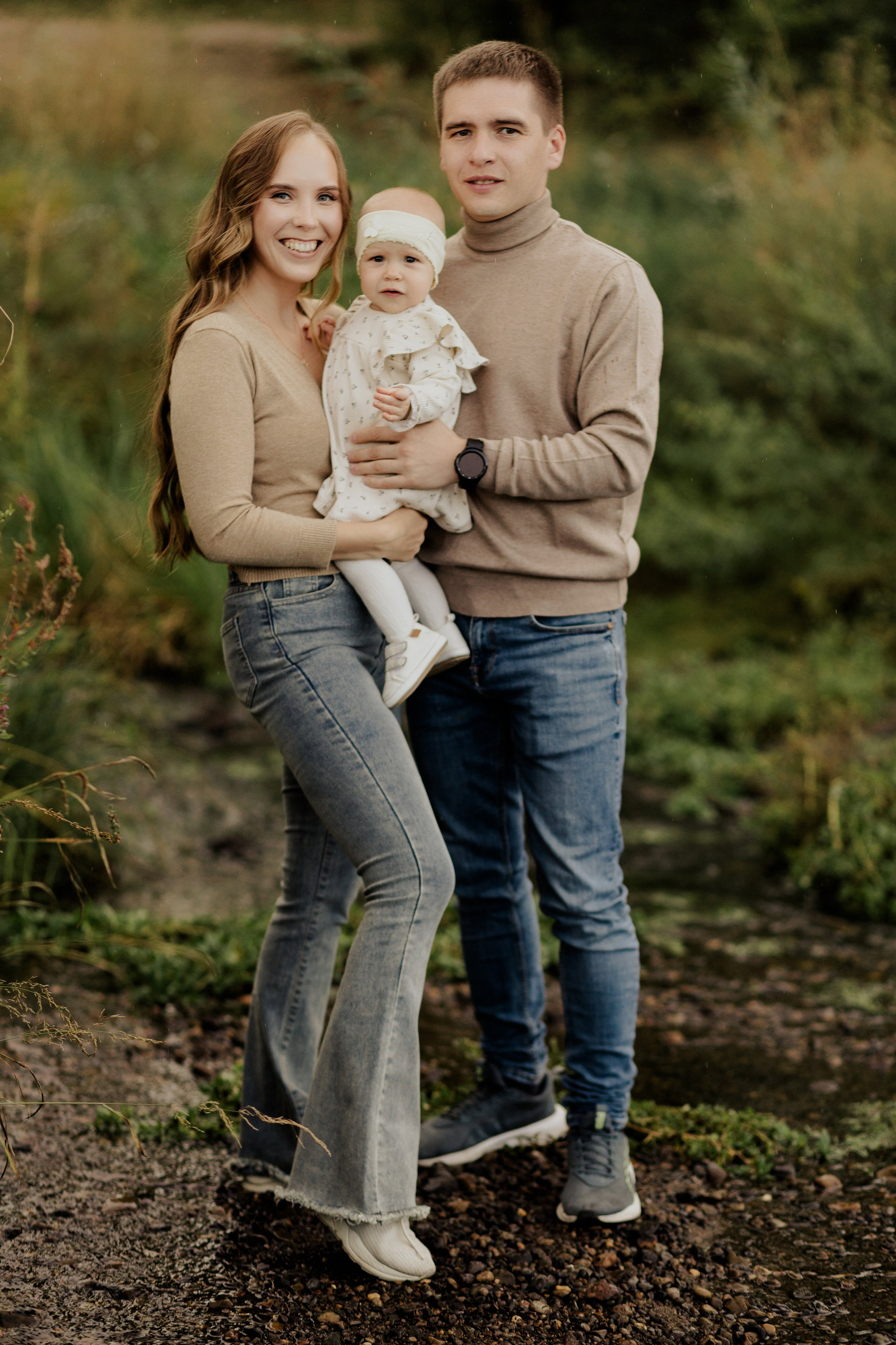 Ольга, Виталий и Мирослава. Свадебный фотограф Чайковский