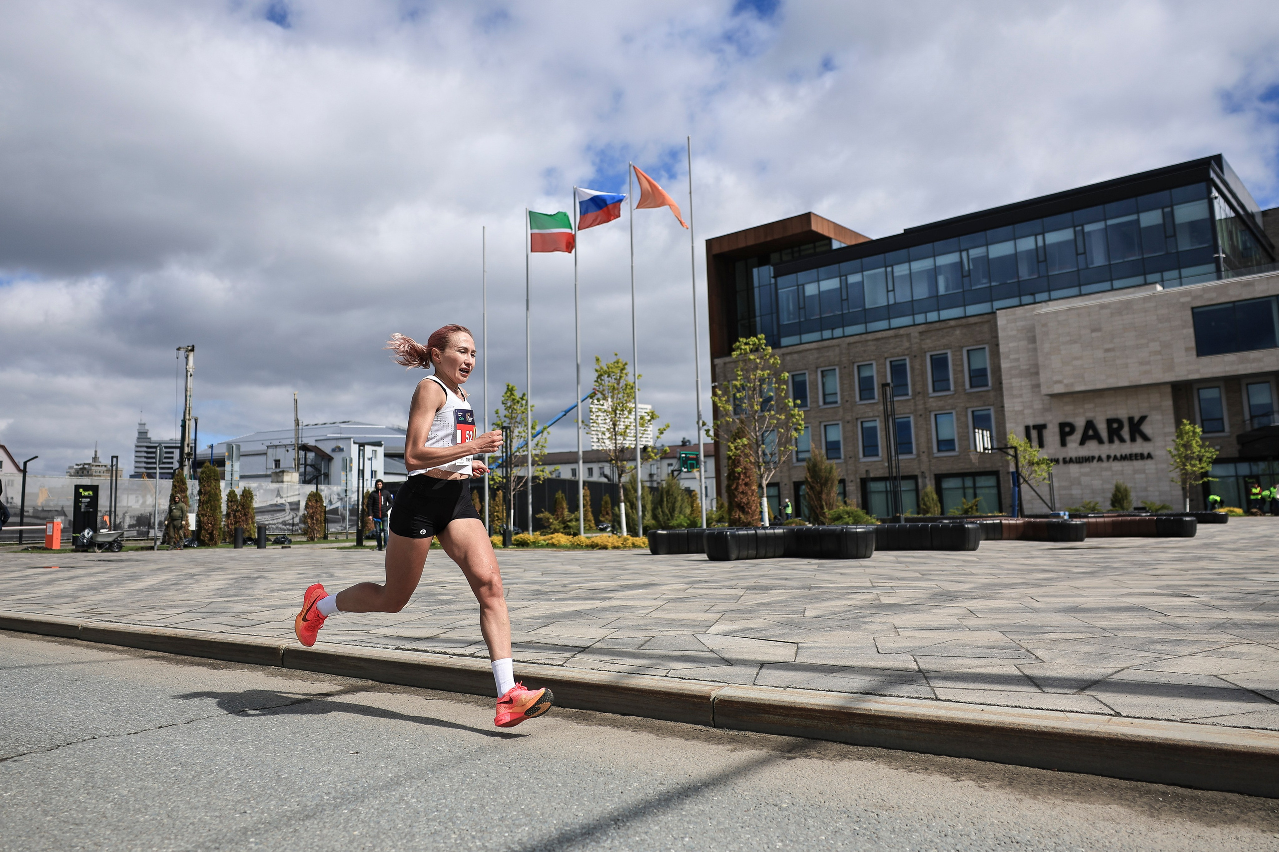 Казанский марафон 2024. Спортивный репортажный фотограф Казань Нафис Сиразетдинов