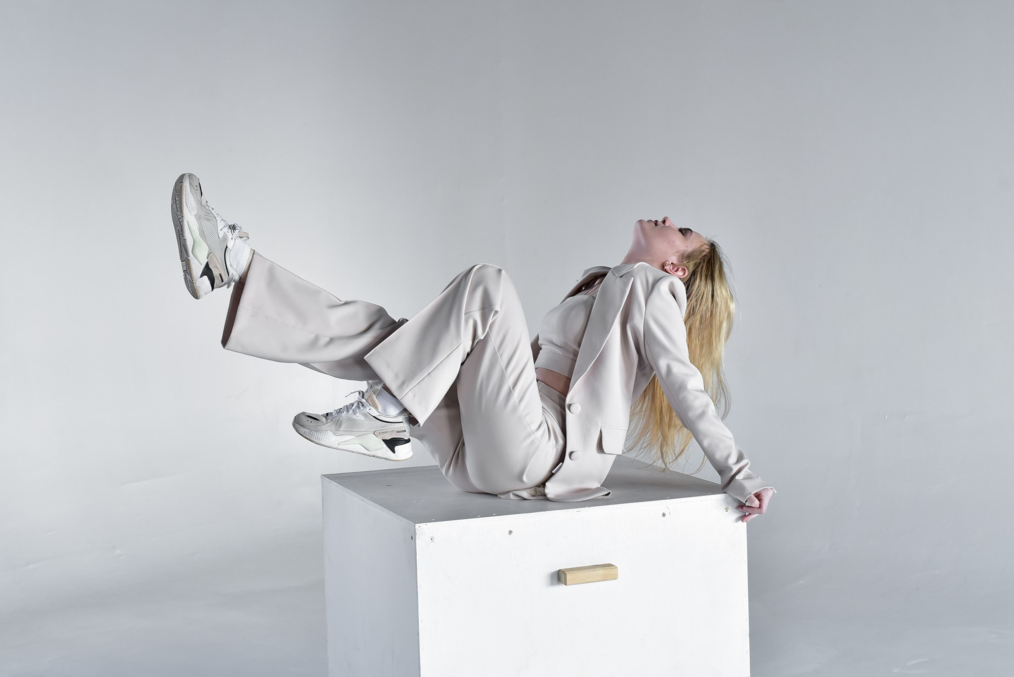 СТУДИЙНЫЕ СЪЕМКИ. Репортажный и предметный фотограф Ольга Доловова в Ульяновске