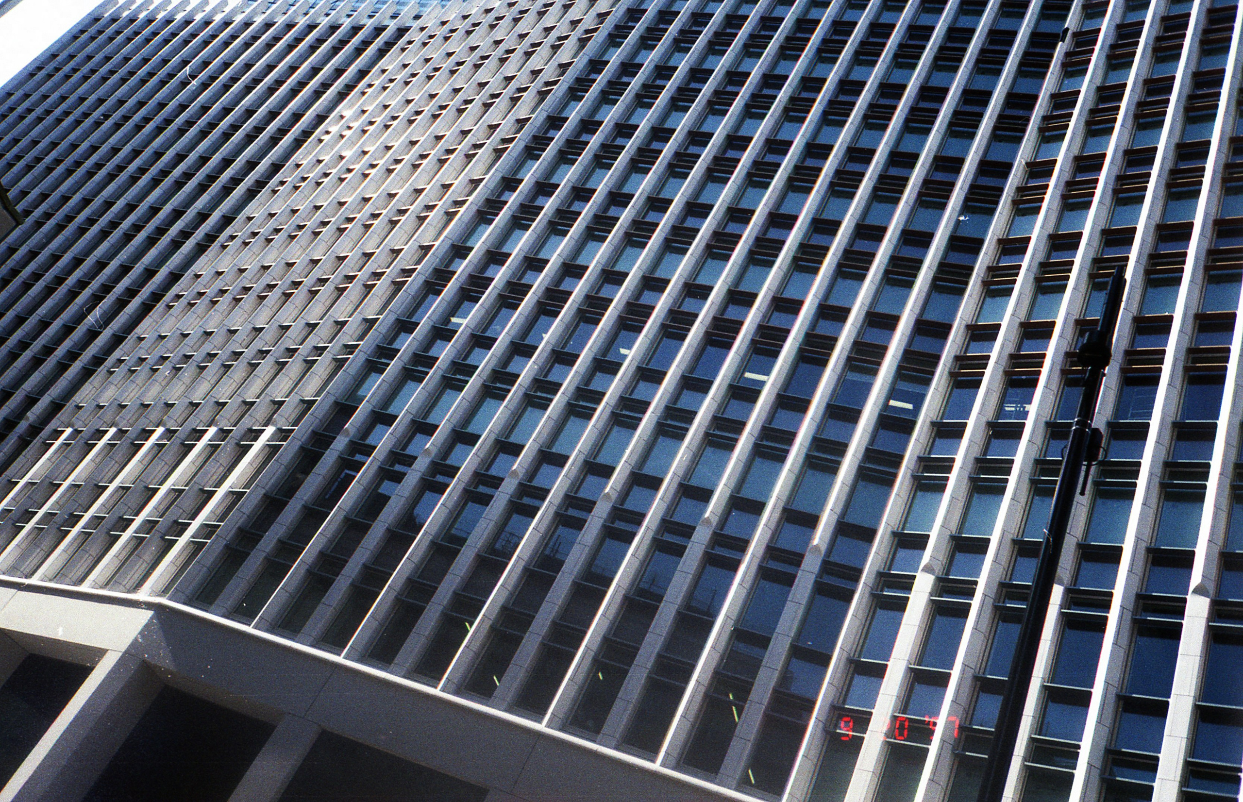 Analog London. Iraogo