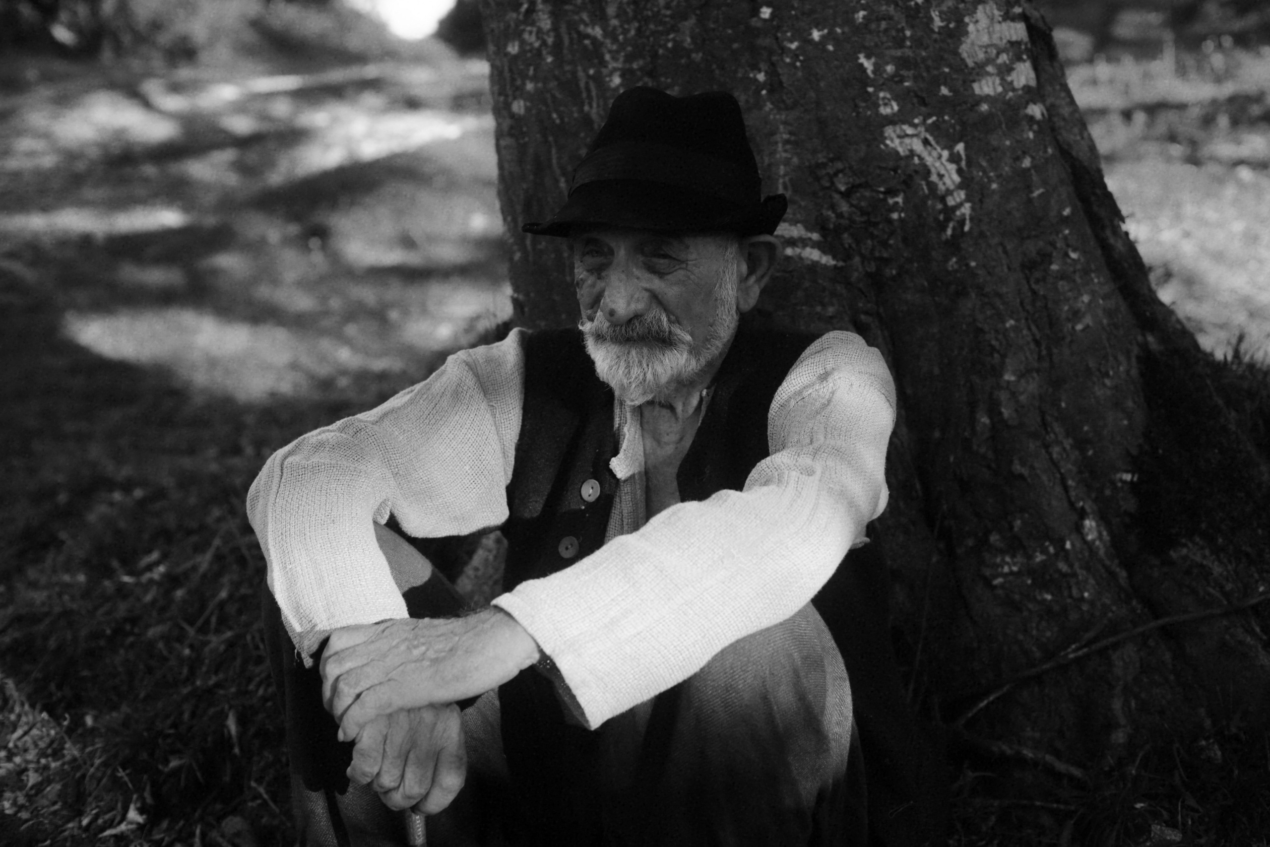 Кинематографическая съемка. Старик и дети. Ekaterina Beridze