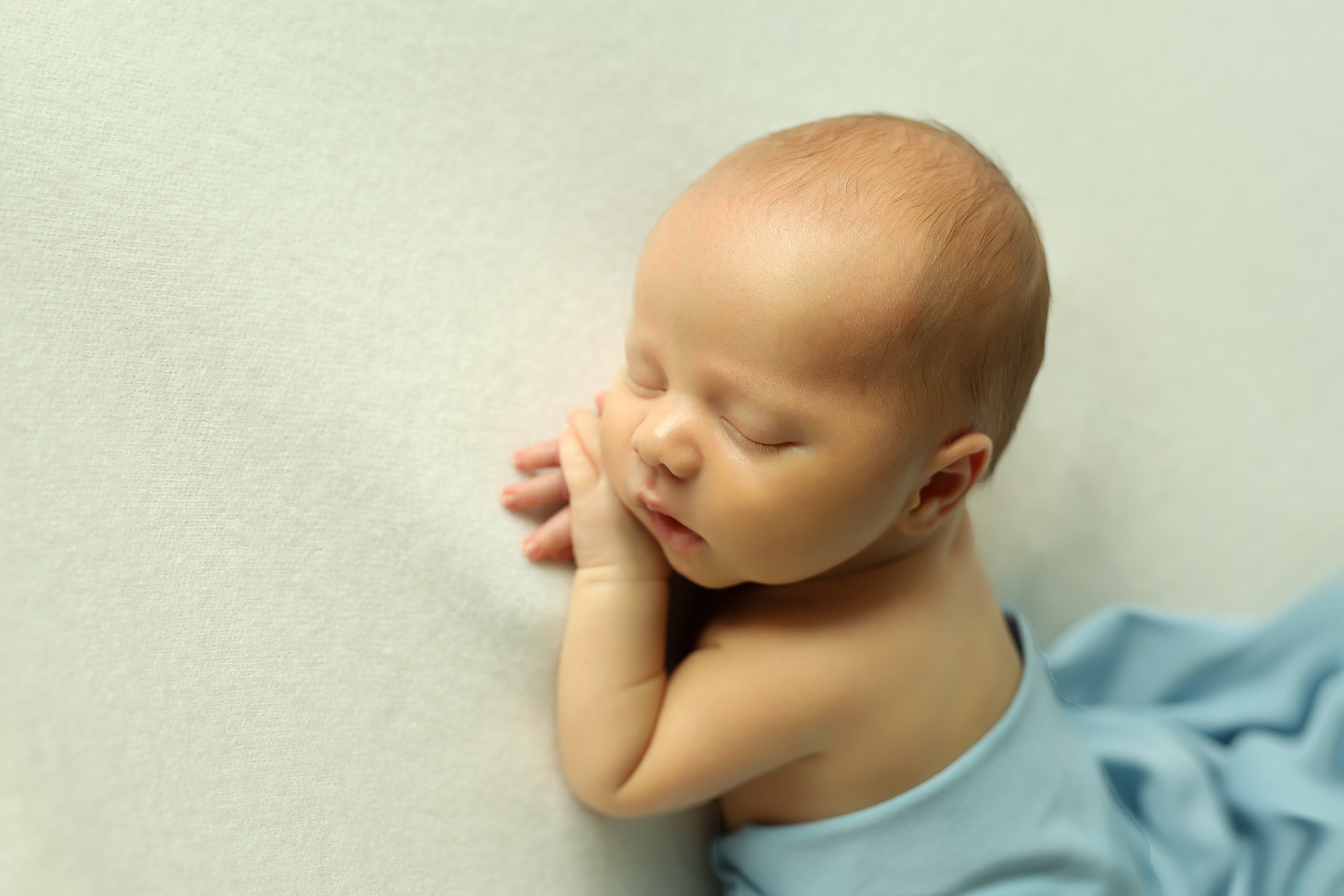 Фотосессия малыша Екатеринбург. Фотосессия новорождённого Екатеринбург. Фотограф newborn Екатеринбург. Фотограф новорожденных Екатеринбург. Фотограф Екатеринбург. Фотосессия Екатеринбург. Фотосессия под ключ Екатеринбург 