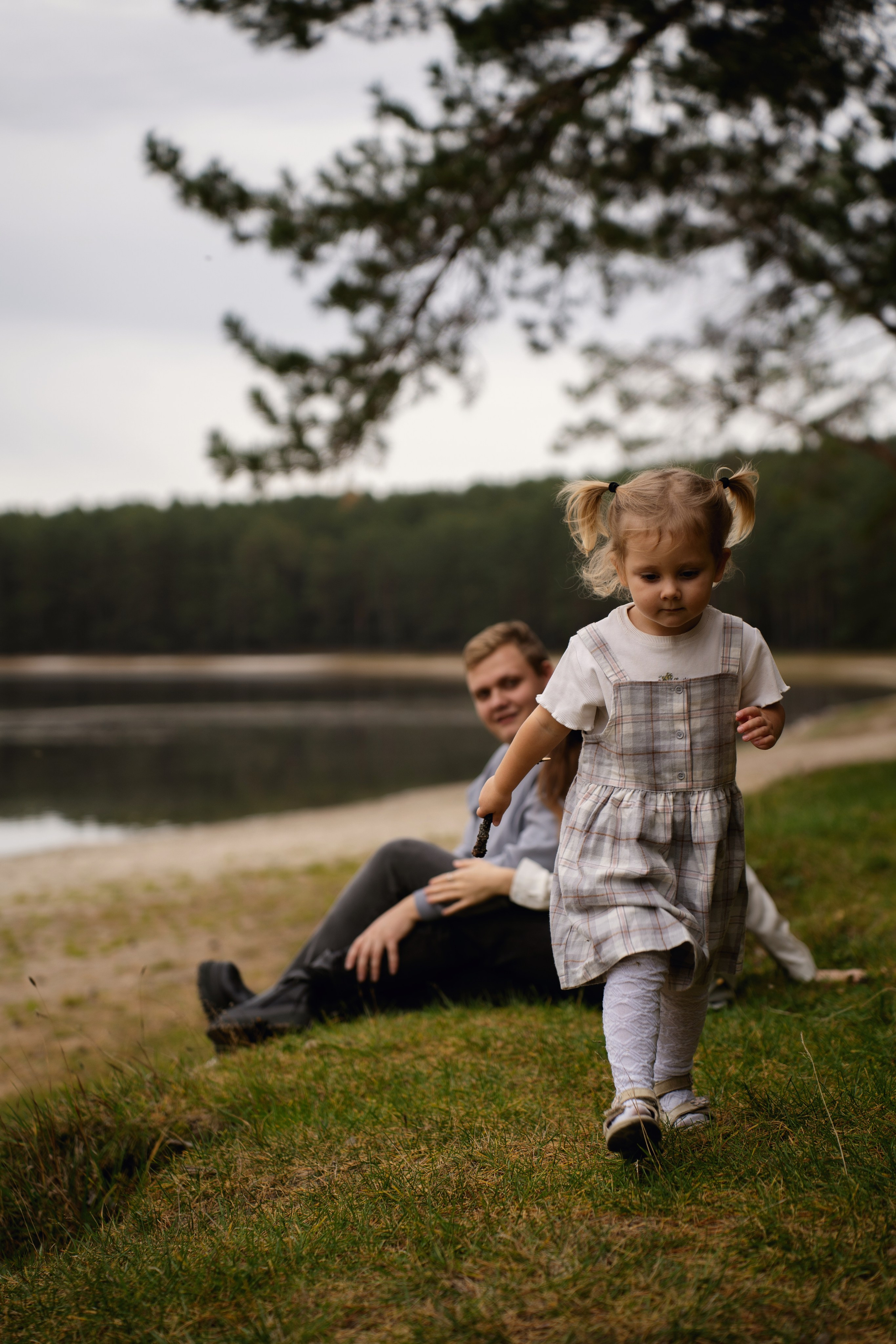 Фотосессия у озера. Яна Орехова. Фотограф в Томске
