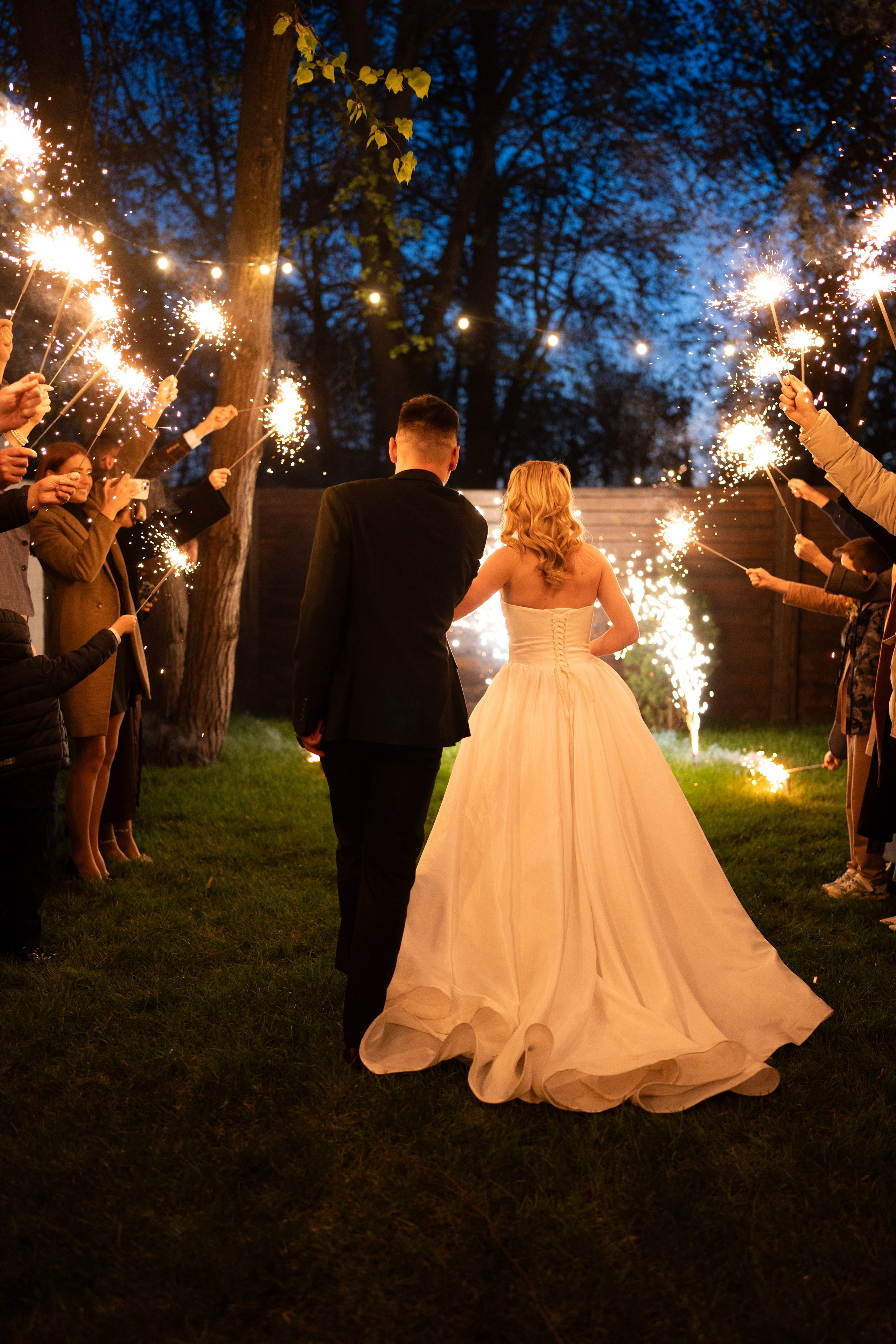 Алиса и Влад. Полный свадебный день (утро, усадьба, прогулка, выездная регистрация, банкет). Дата съемки 26.04.2025. Свадебный фотограф Москва