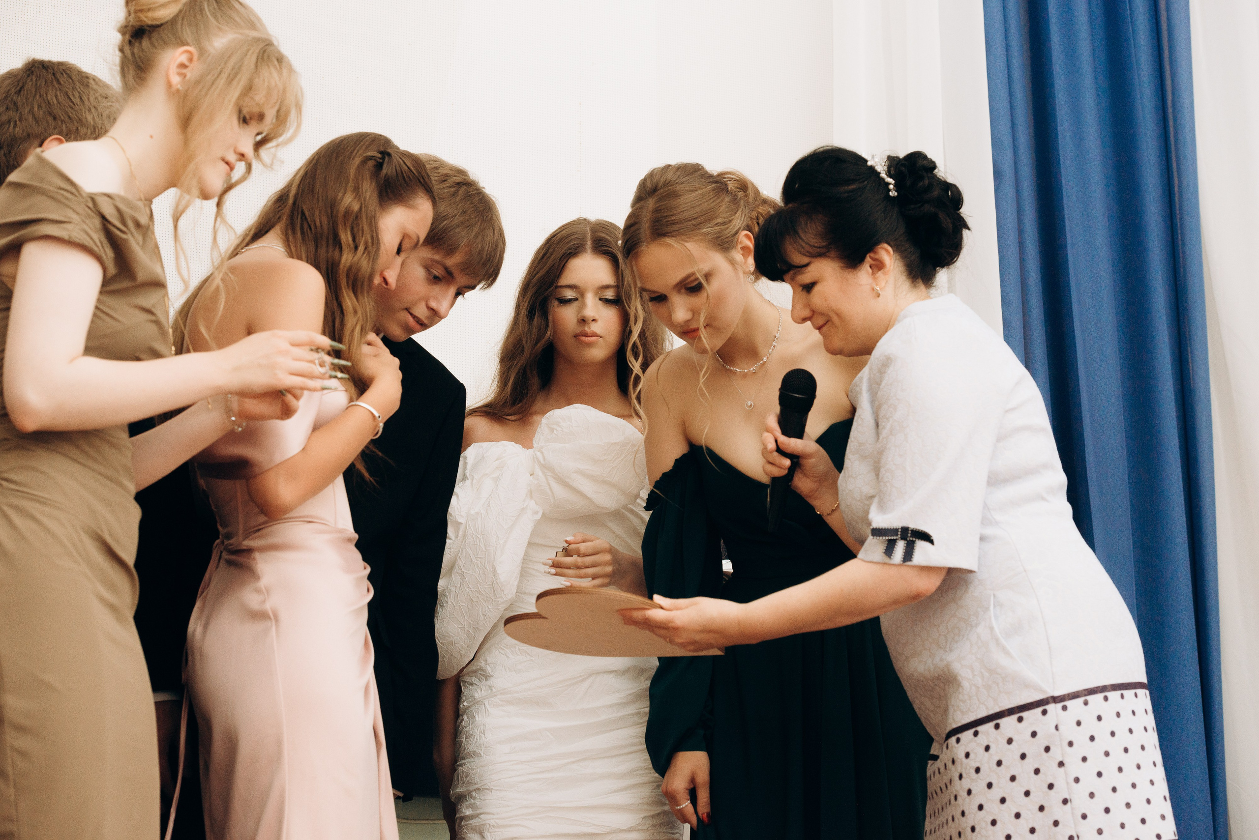 Выпускные школа. Фотограф Мария Каюрова