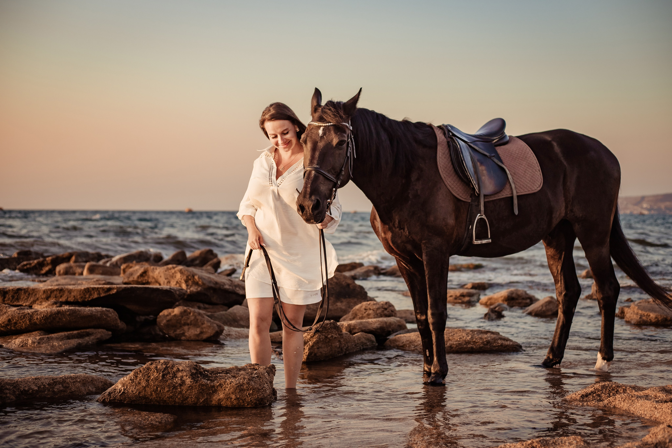 Фотосессия на море с лошадью. Фотограф в Феодосии Наталья Булгакова