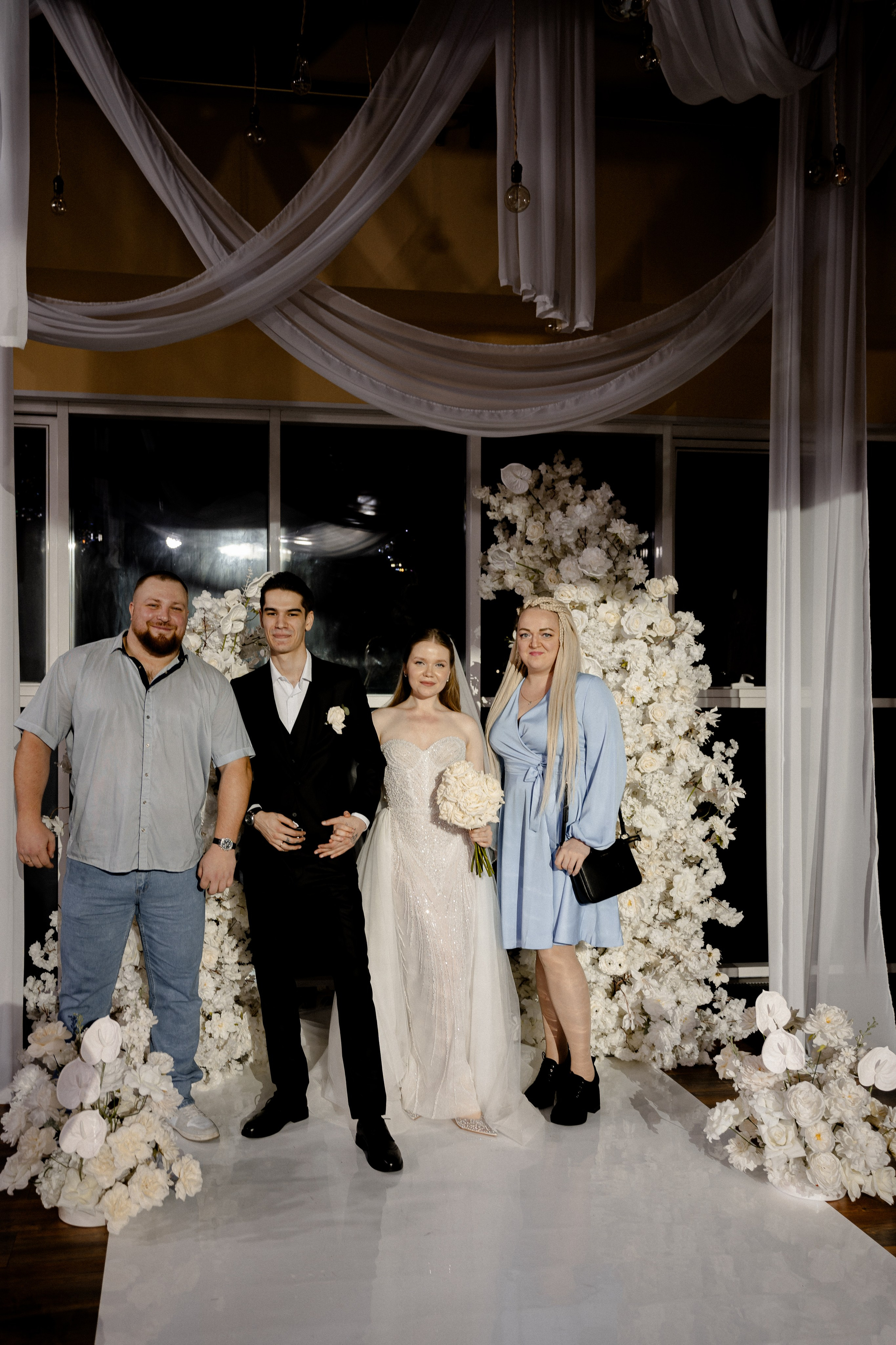 СВАДЕБНАЯ СЬЕМКА СБОРОВ В ОТЕЛЕ И ВЫЕЗД НА ЦЕРЕМОНИЮ (СНЯТО В СИБИРЕ В НИЖНЕВАРТОВСКЕ). Профессиональный фотограф, Санкт-Петербург — Виктория Богомолова