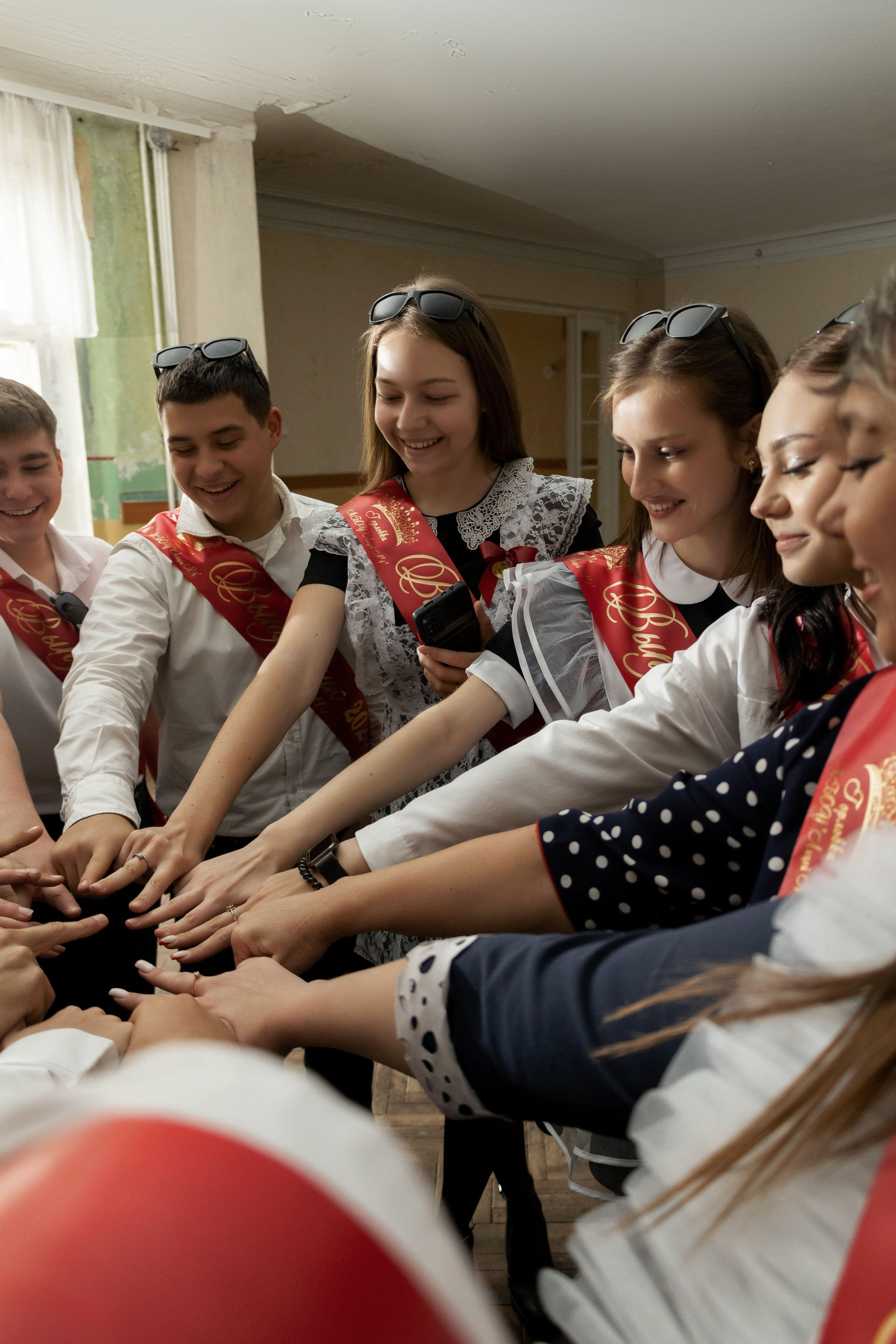 Школа № 4. 11 класс. Фотограф Донецк. Горловка. ДНР. Севастополь