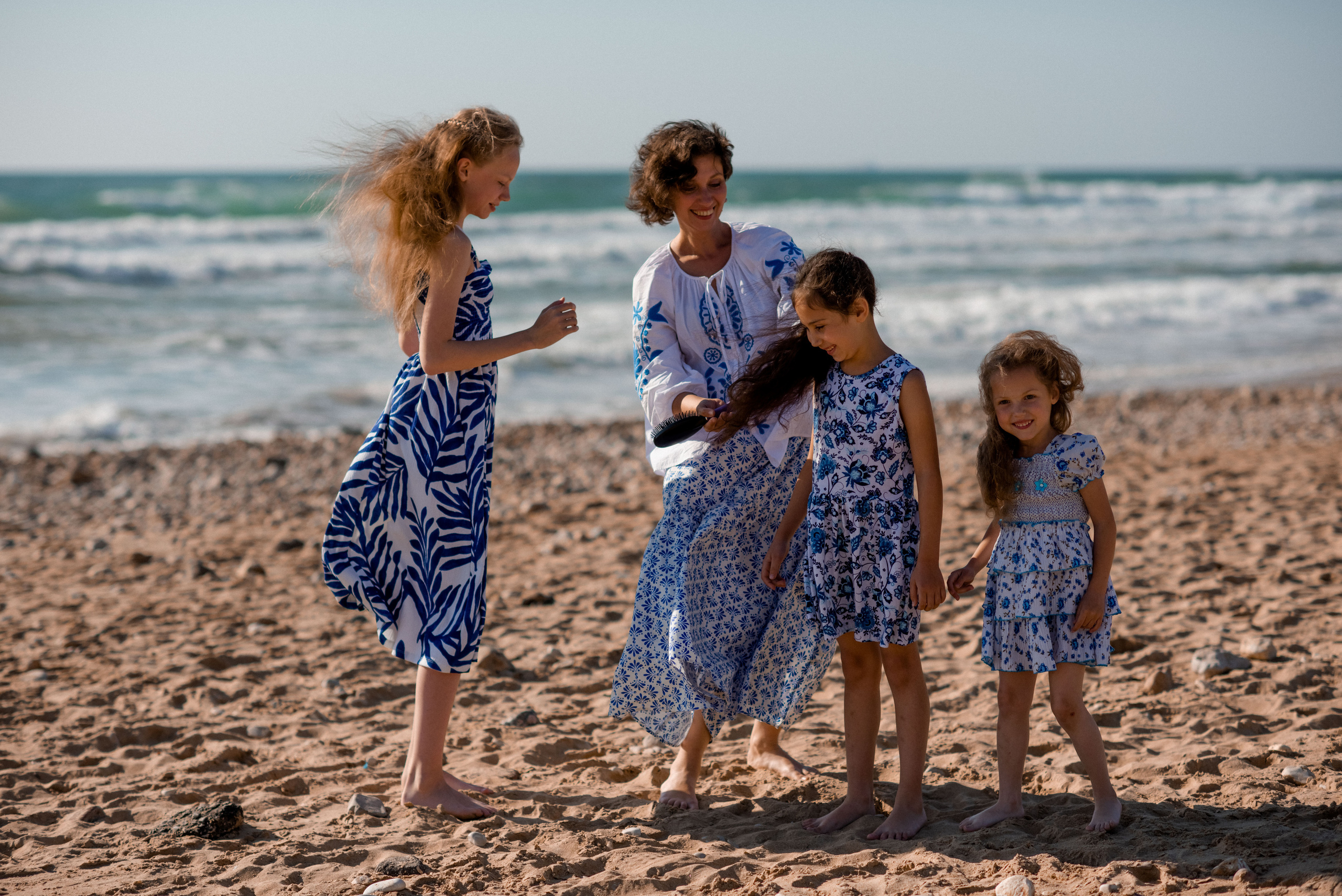 Семейная прогулка у моря. Профессиональный фотограф. Портрет, семья, дети