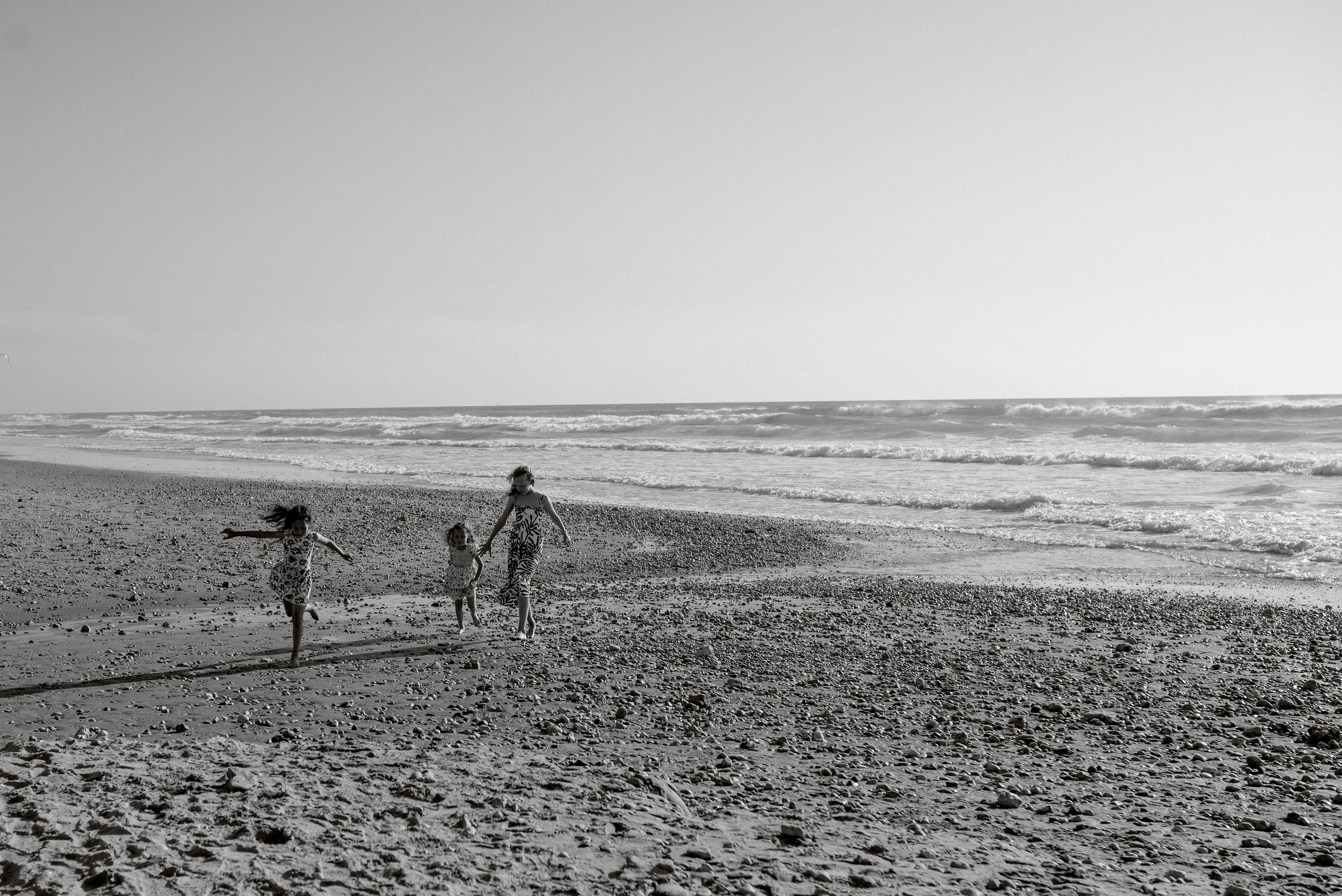 Семейная прогулка у моря. Профессиональный фотограф. Портрет, семья, дети