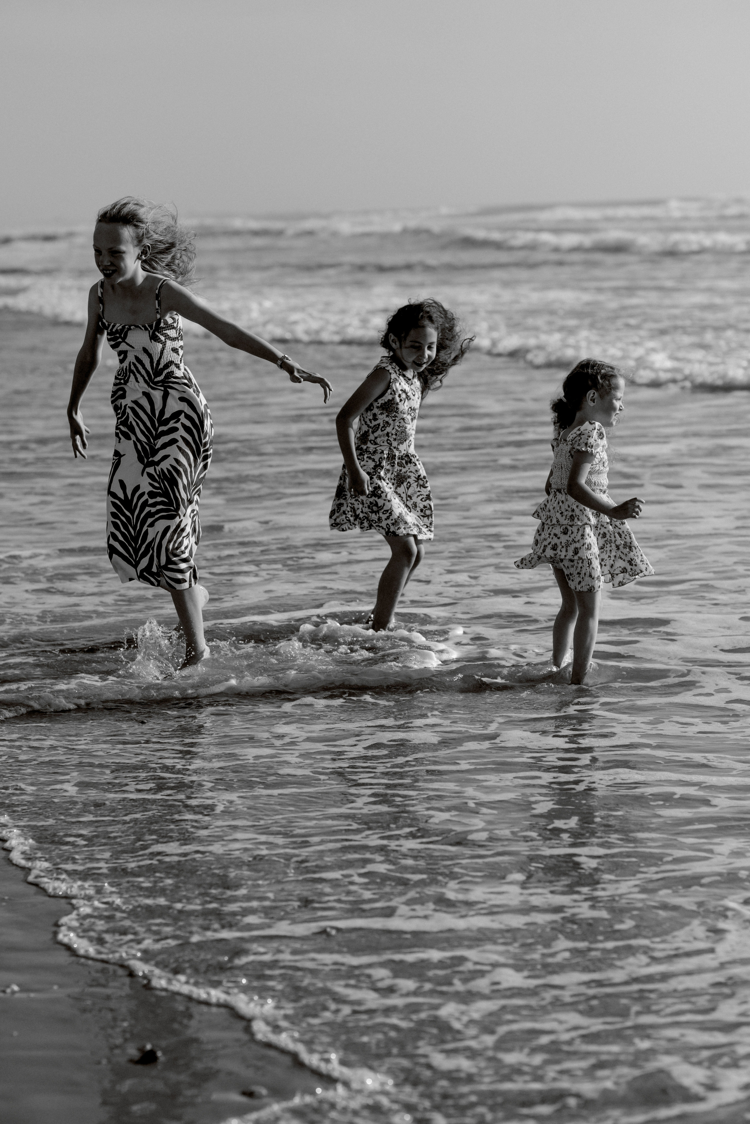 Семейная прогулка у моря. Профессиональный фотограф. Портрет, семья, дети