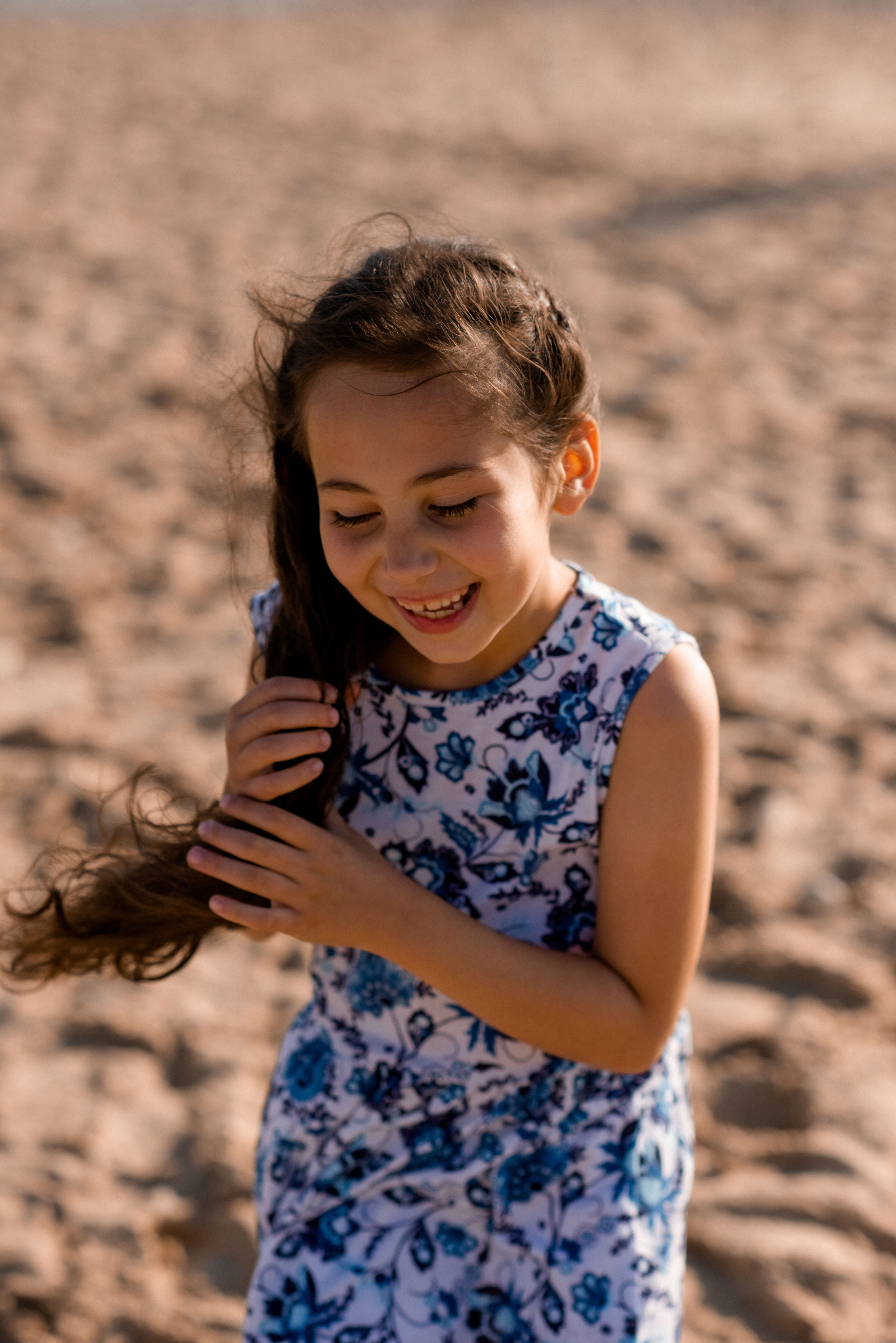 Семейная прогулка у моря. Профессиональный фотограф. Портрет, семья, дети