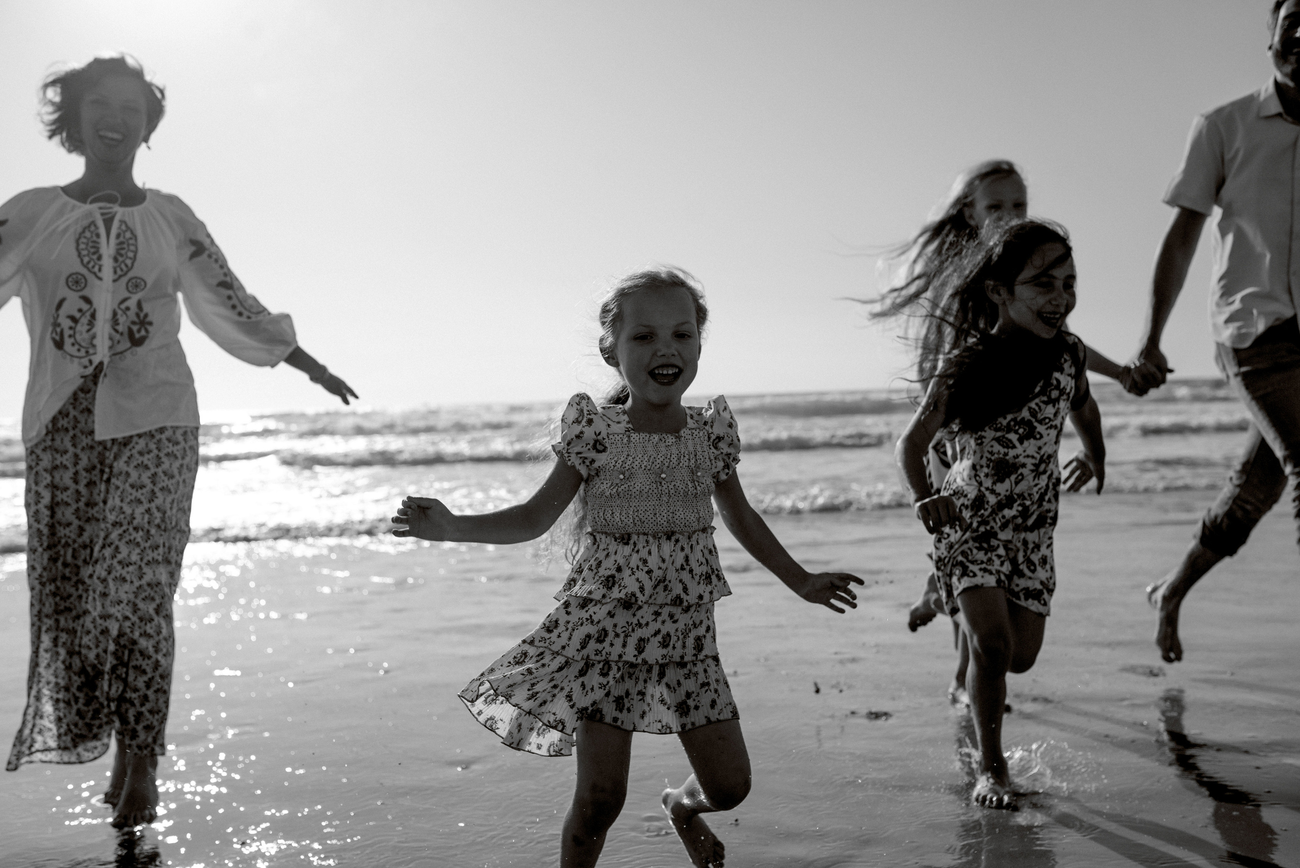 Семейная прогулка у моря. Профессиональный фотограф. Портрет, семья, дети