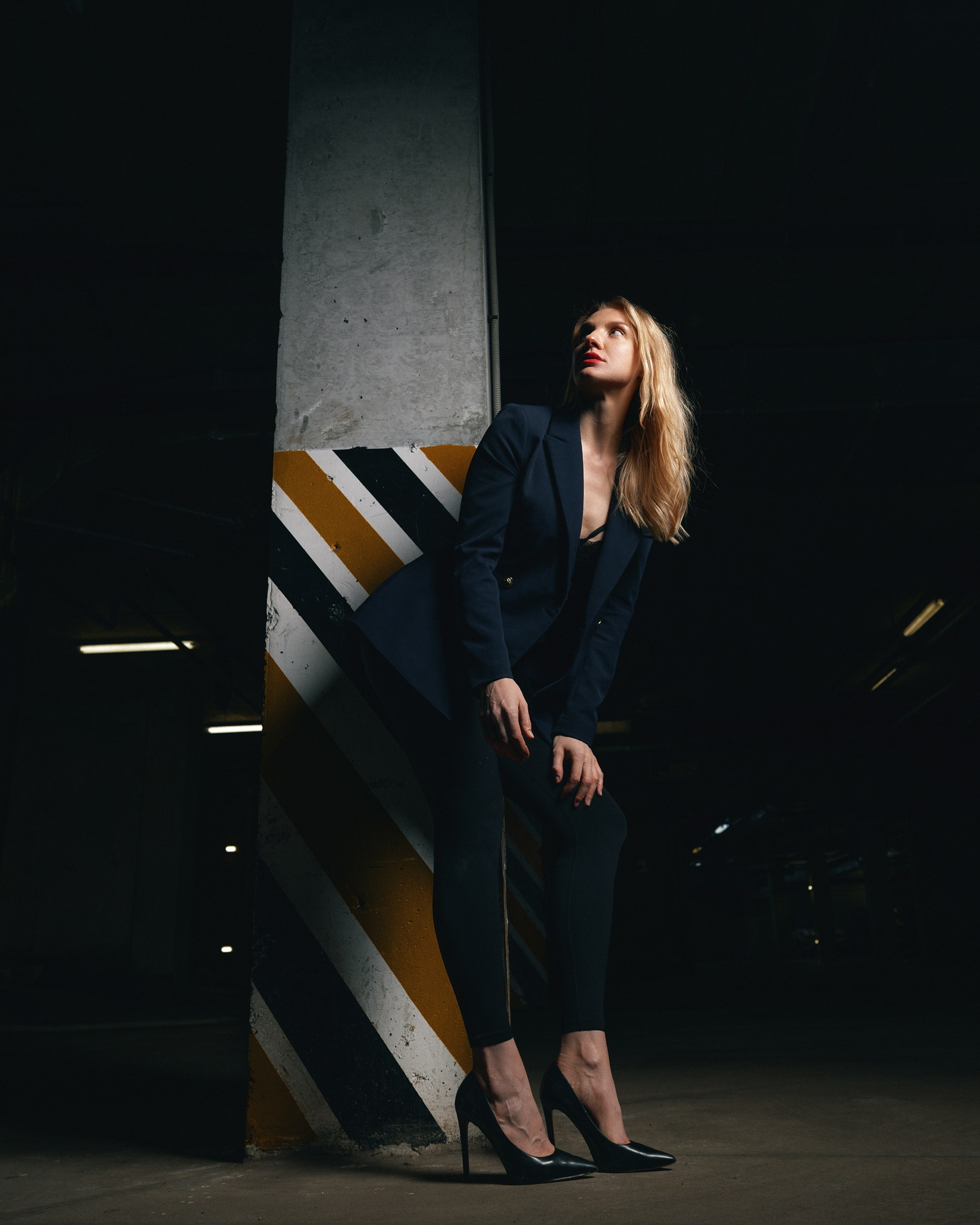 Фотосессия в подьезде). Фотограф в Москве — Евгений Мельников