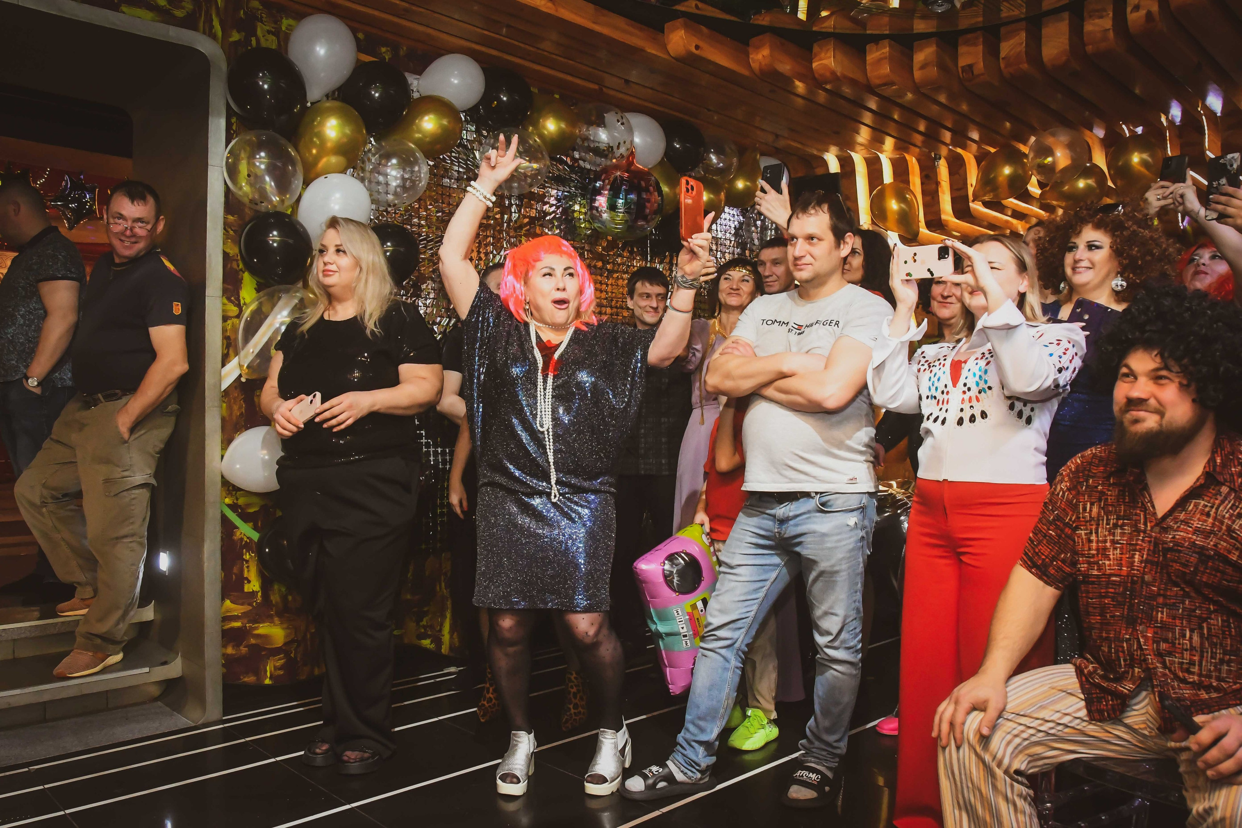 Свидетели дискотеки 80х. Репортажный и детский фотограф в Новосибирске